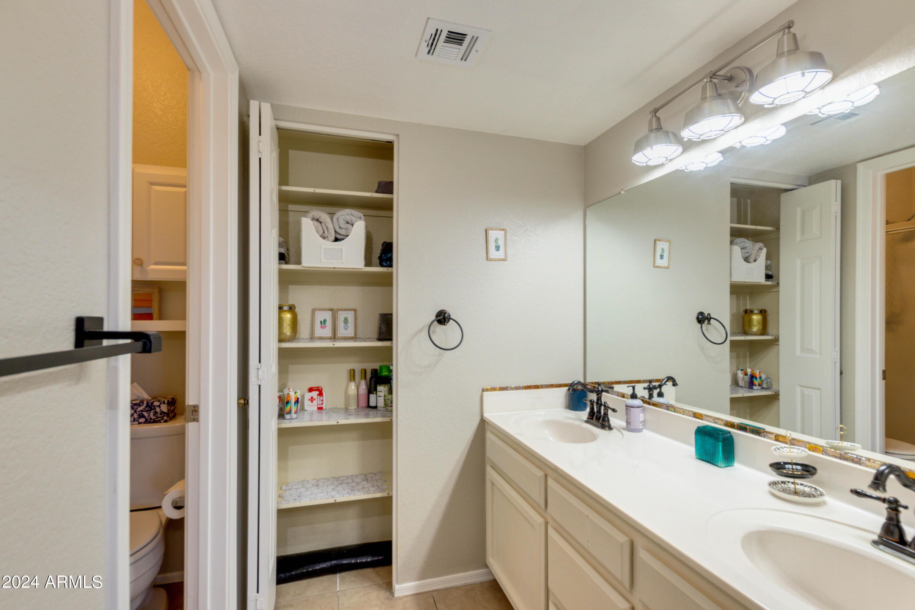 10301 N 70th Street, Unit 140