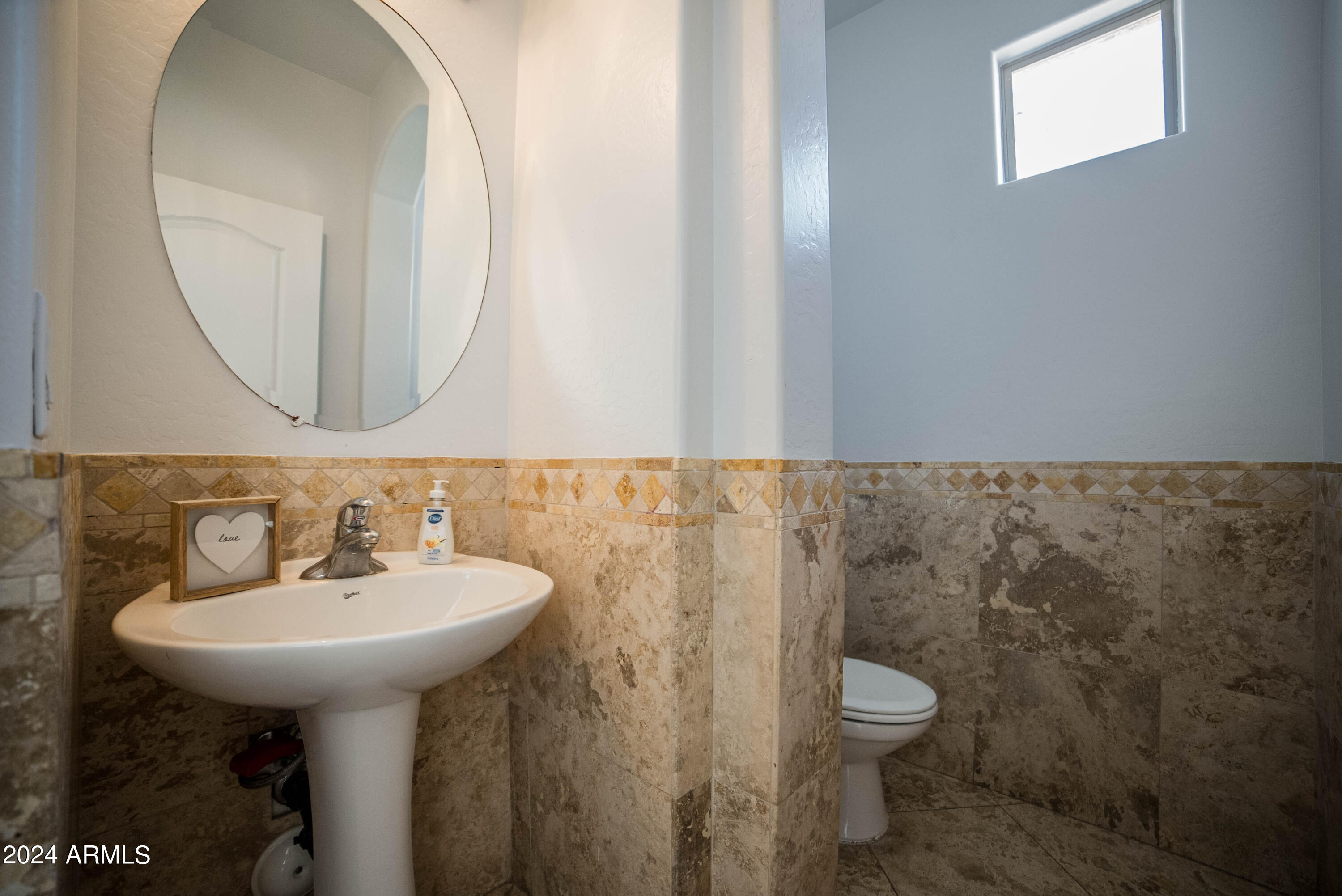 9204 W RIVERSIDE Avenue