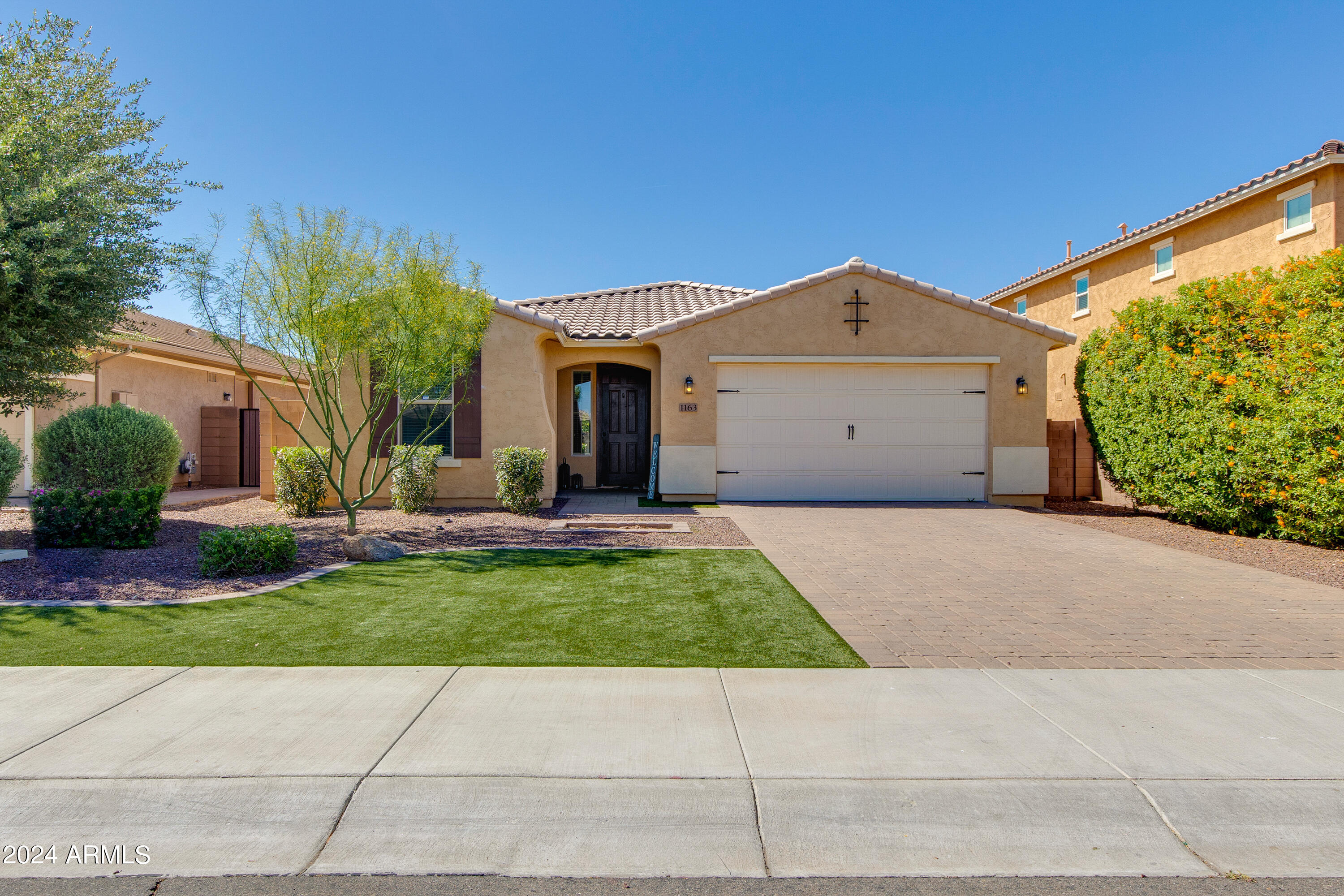 1163 E Ibis Street