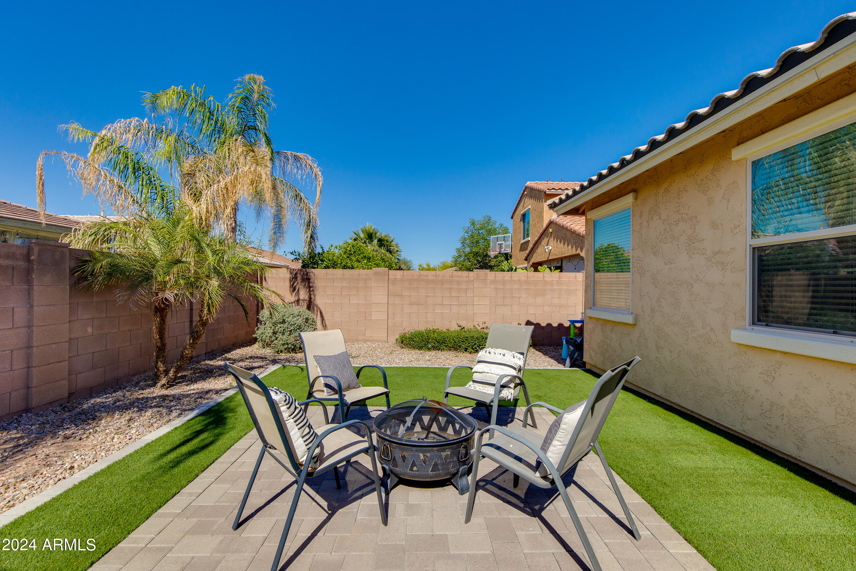 1163 E Ibis Street