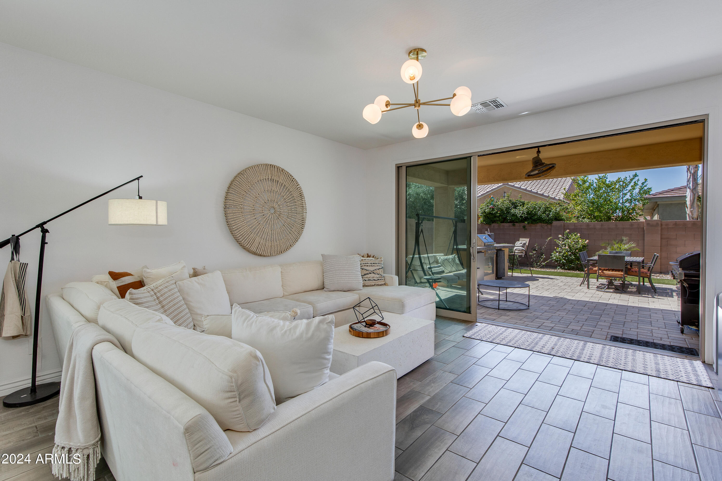 1163 E Ibis Street