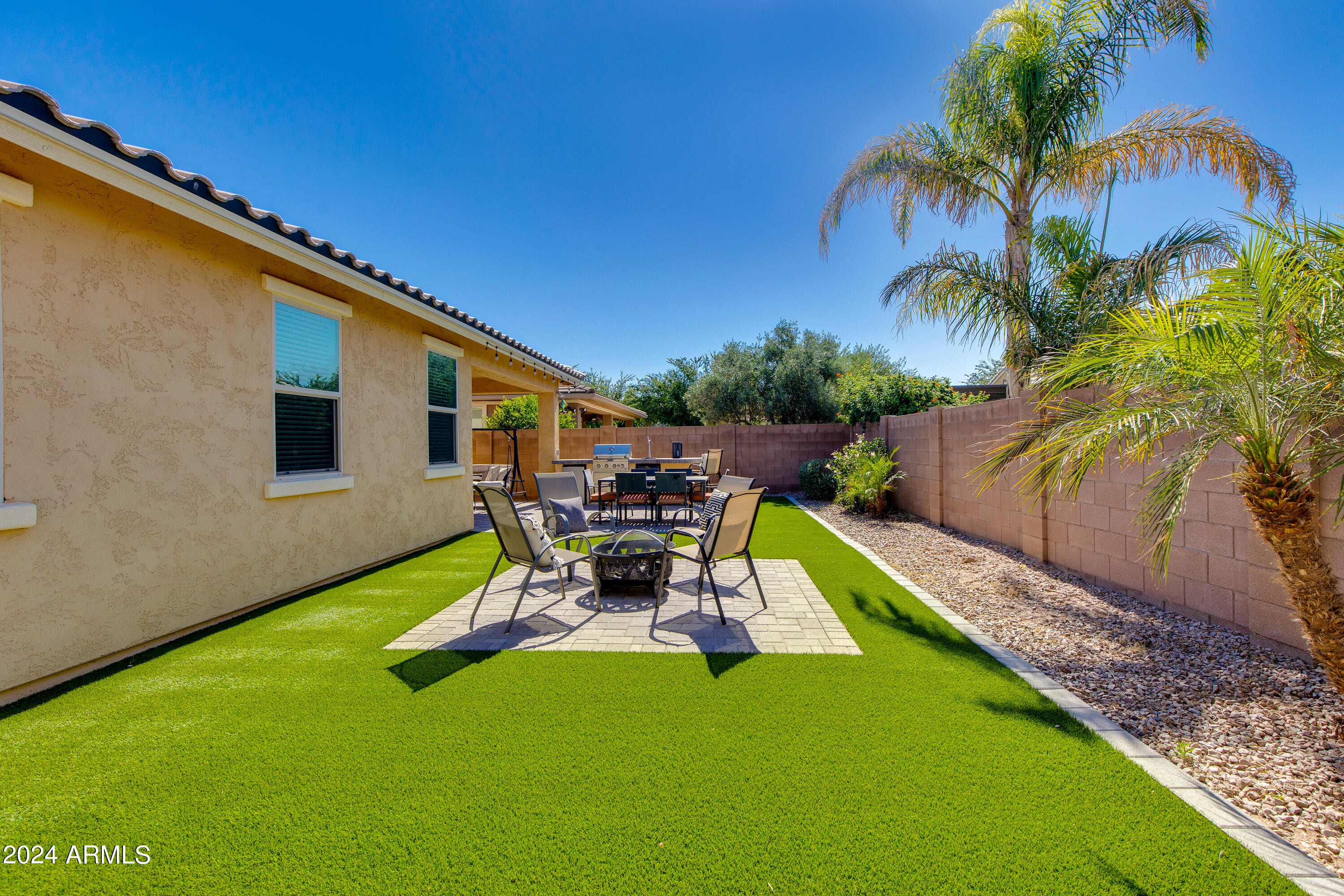 1163 E Ibis Street