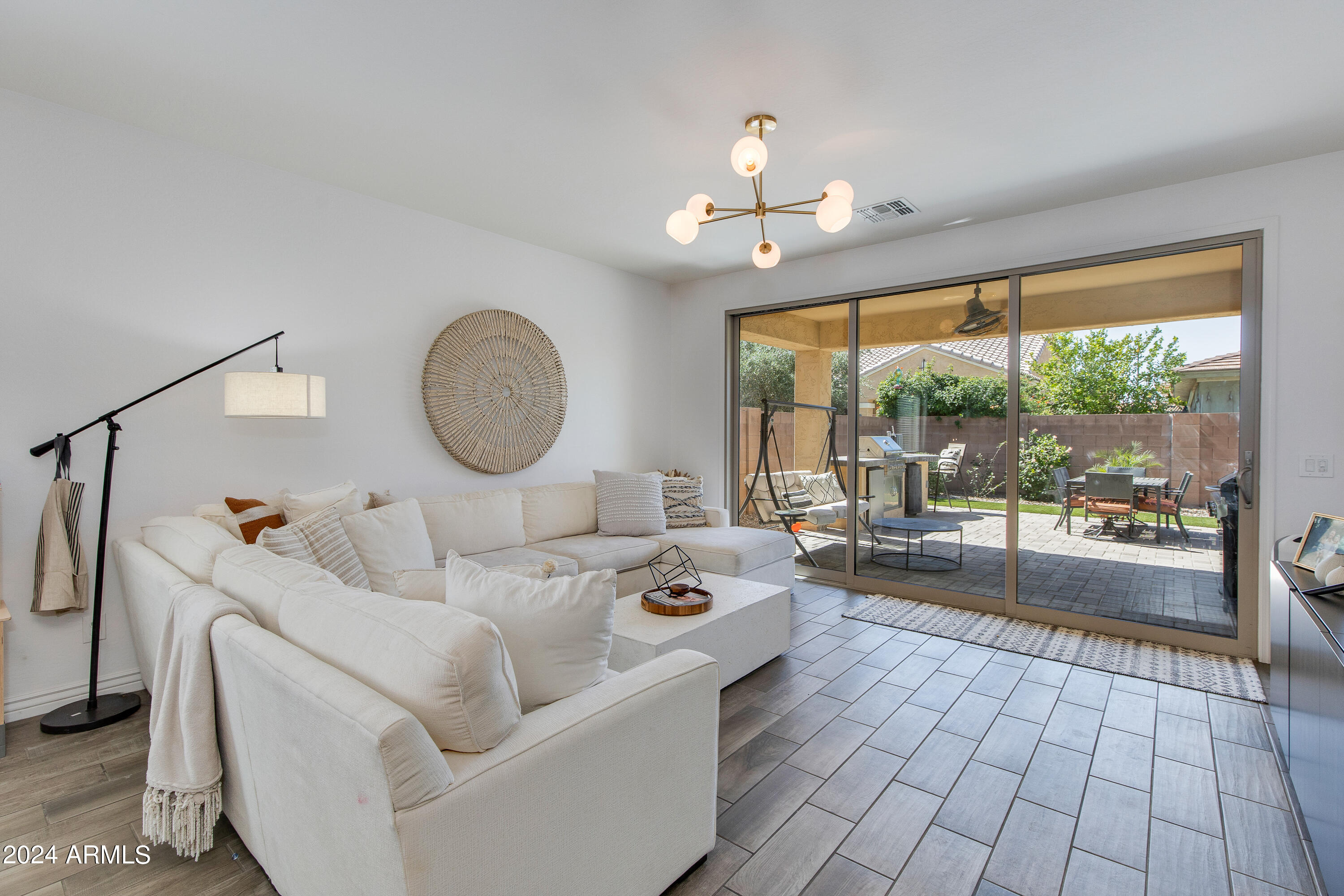 1163 E Ibis Street