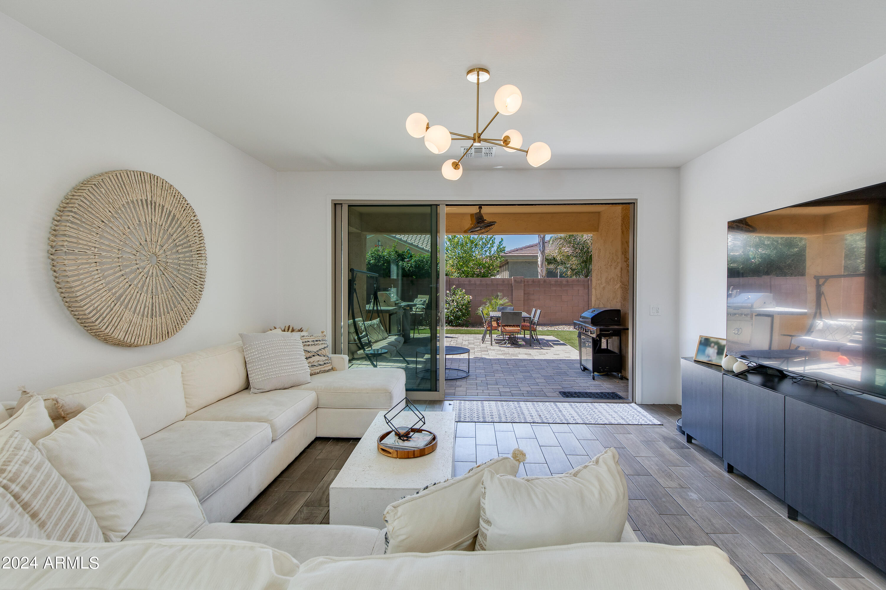 1163 E Ibis Street