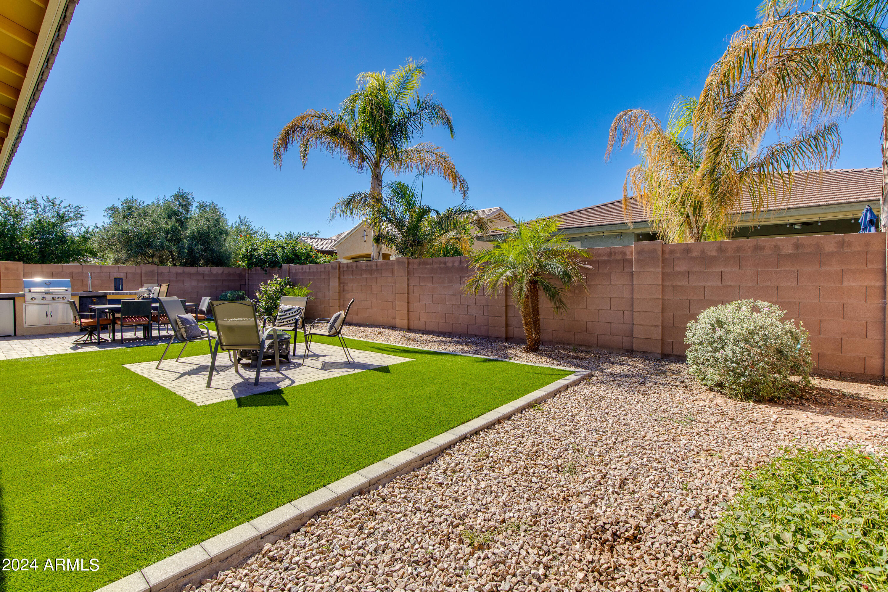 1163 E Ibis Street
