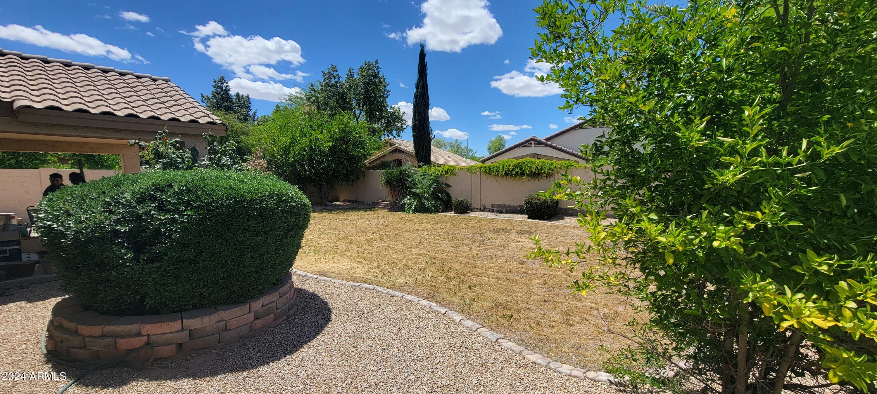 2742 S CAMELLIA Court