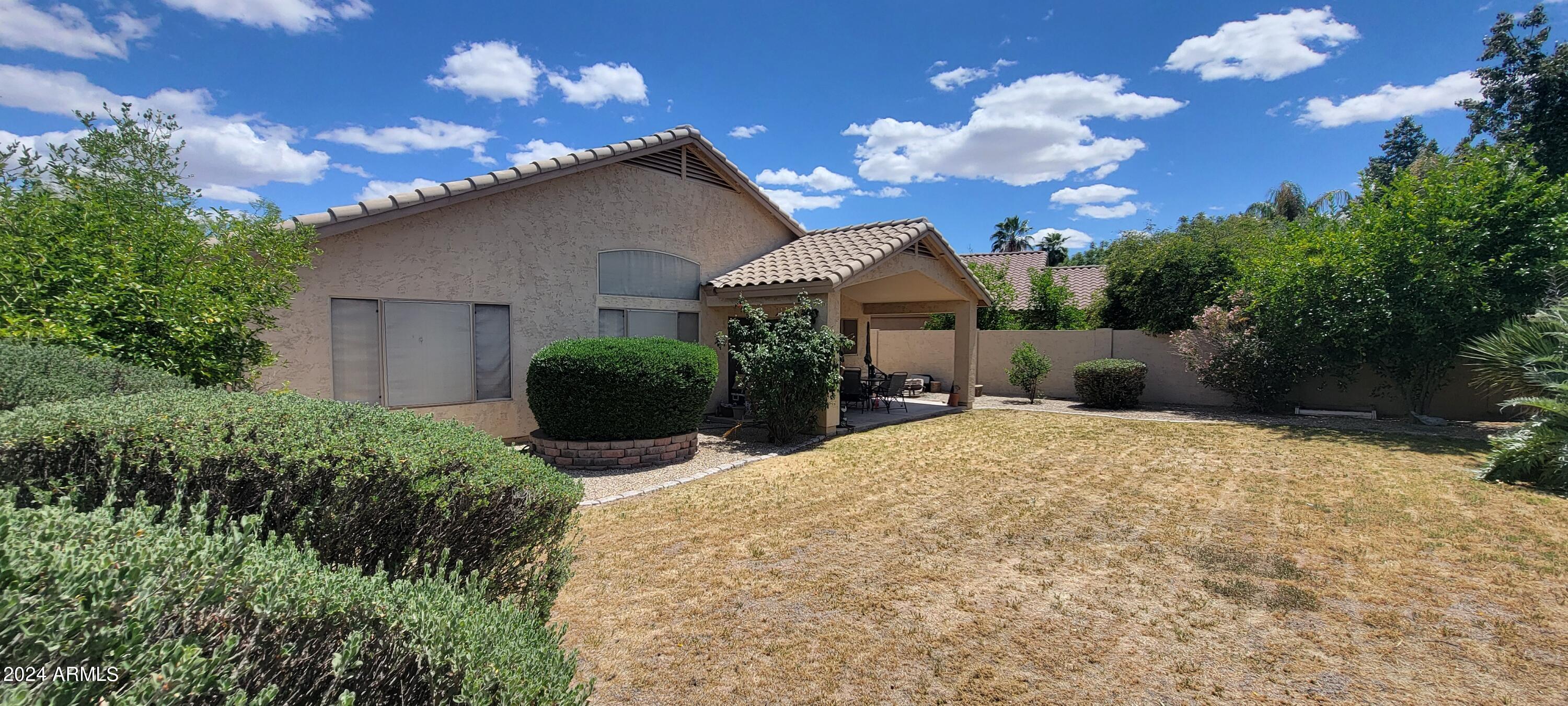 2742 S CAMELLIA Court