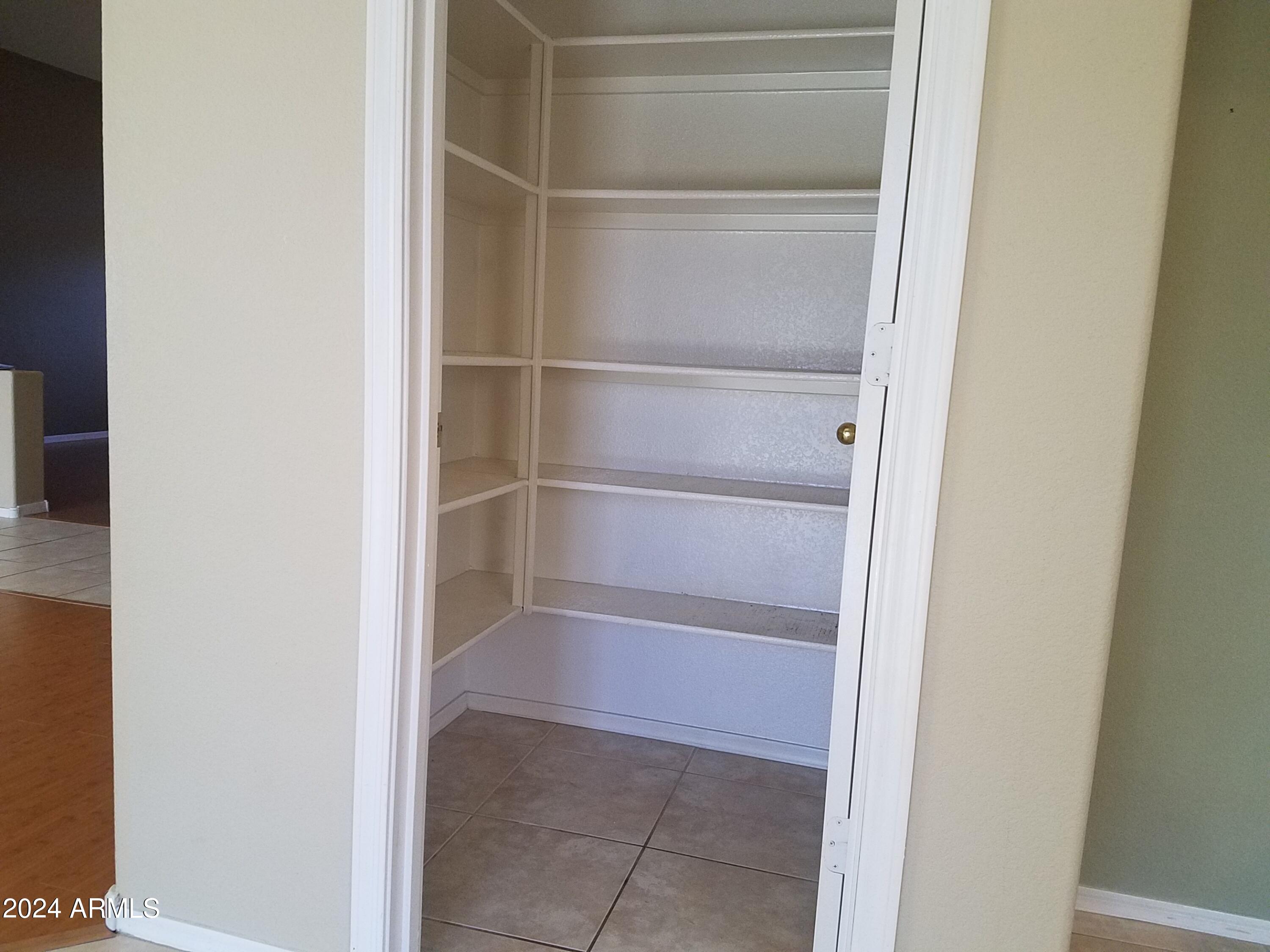 2742 S CAMELLIA Court
