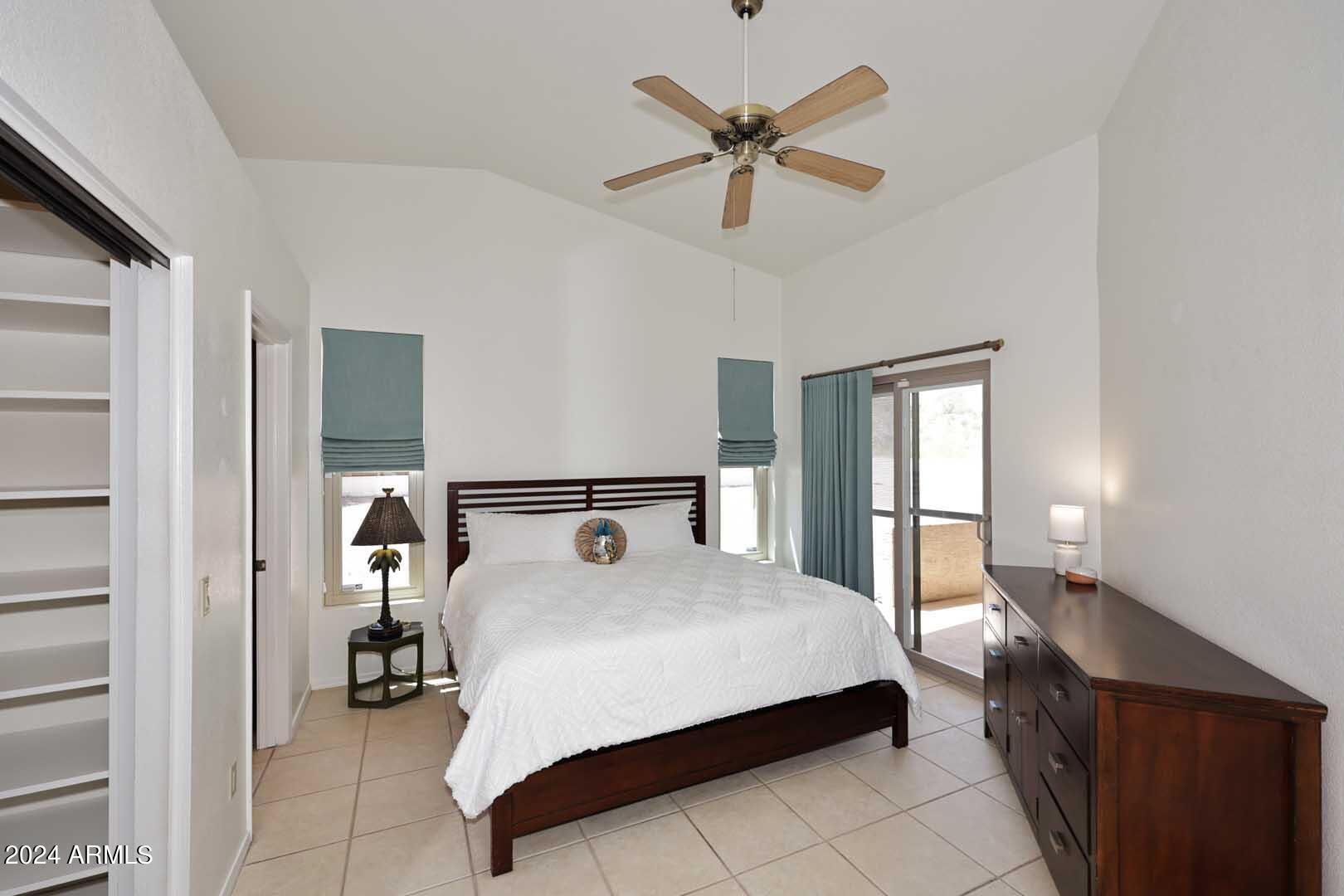 15220 N SHAGBARK Court