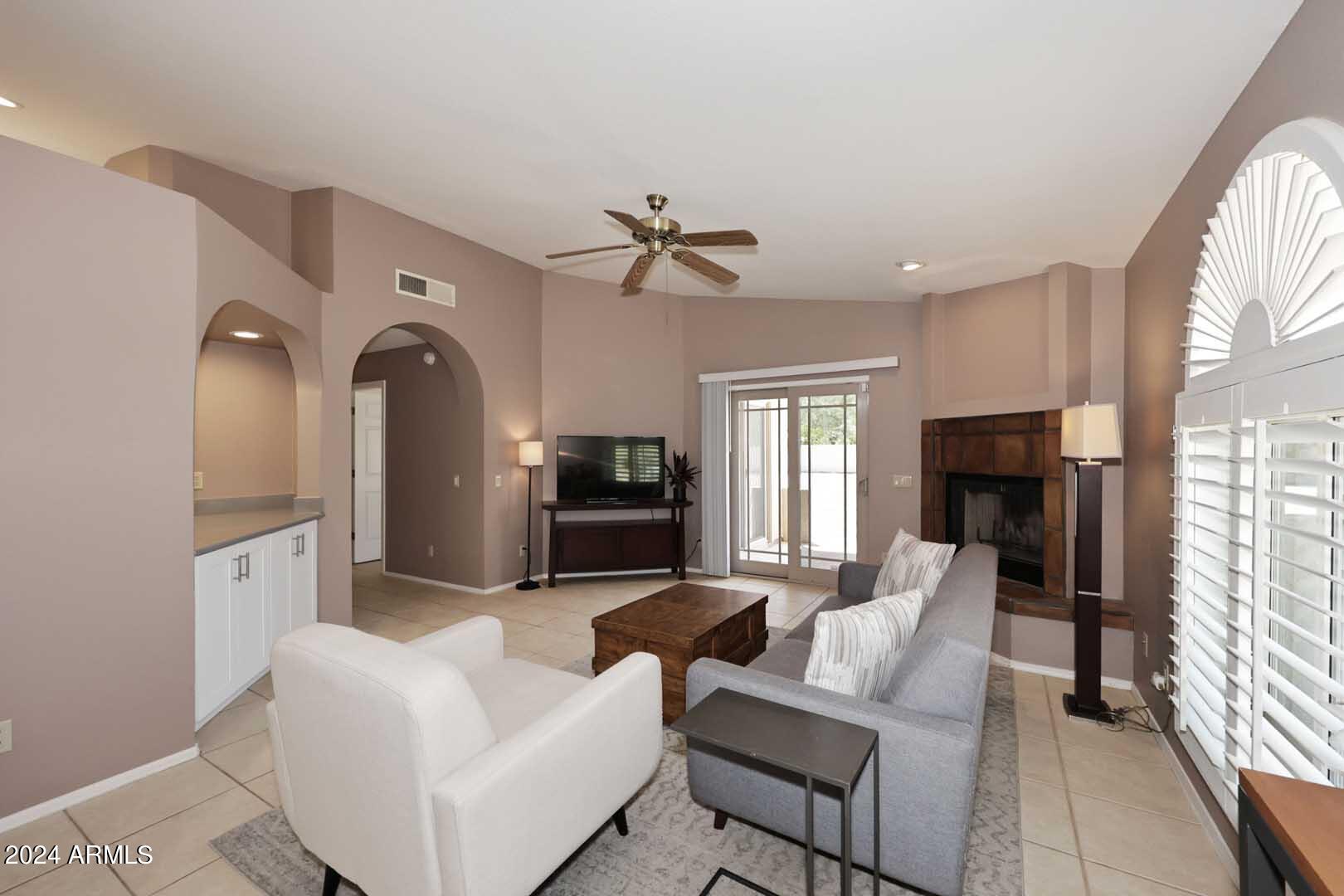 15220 N SHAGBARK Court