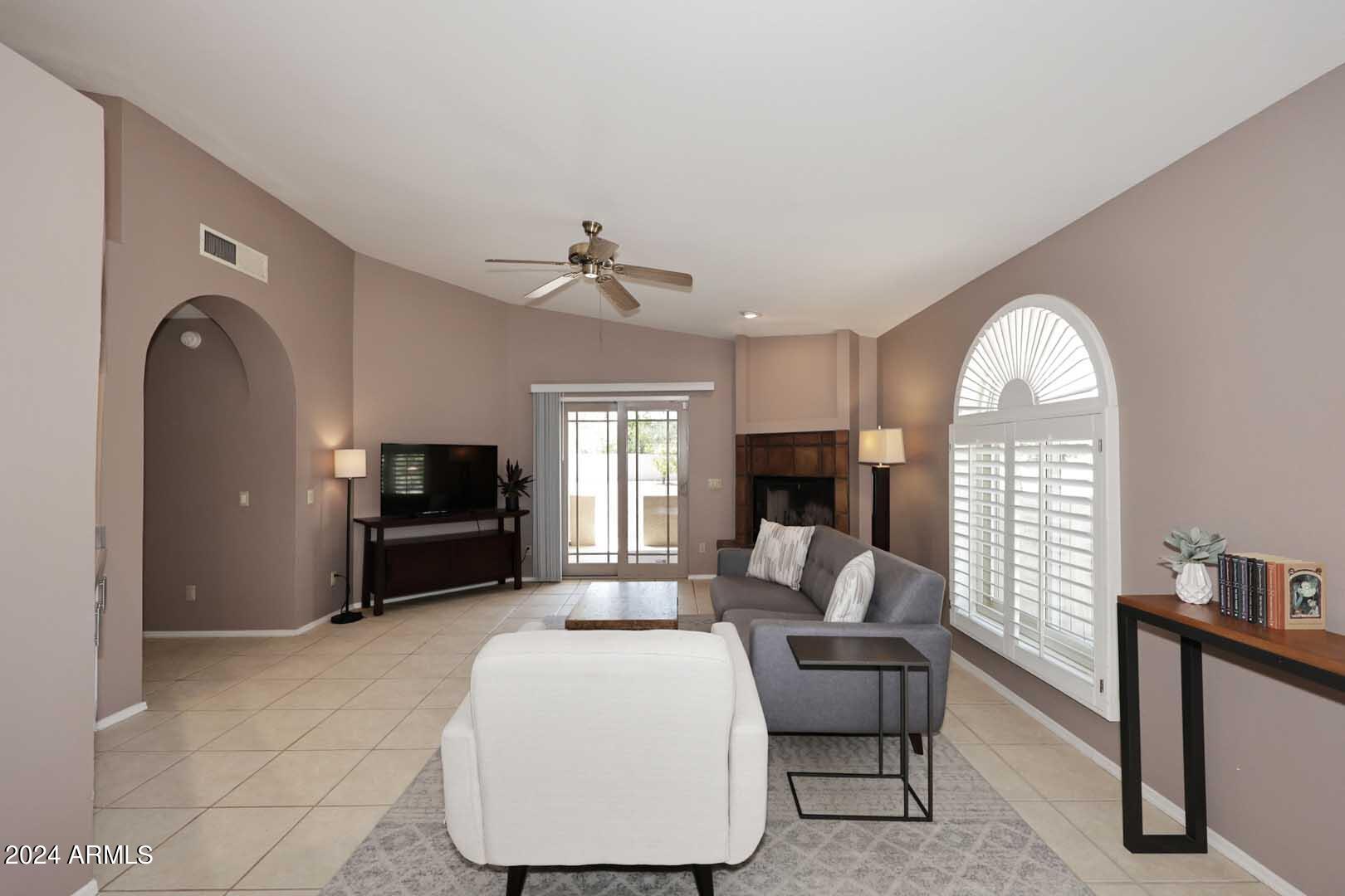 15220 N SHAGBARK Court