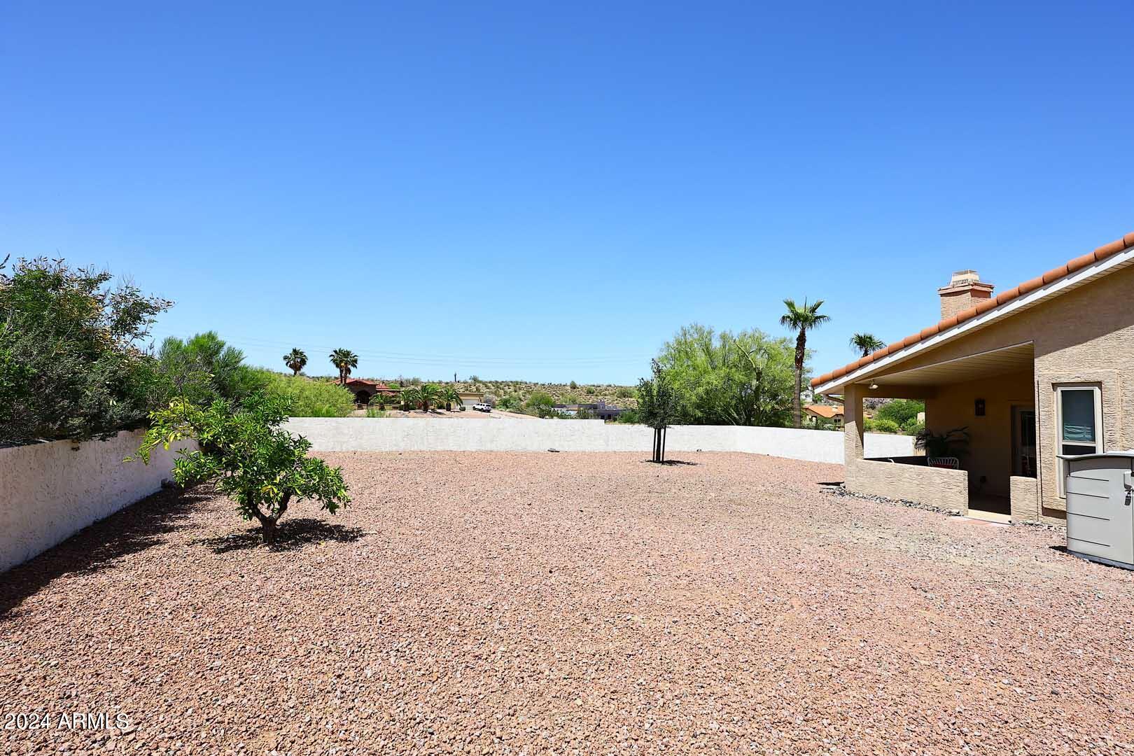 15220 N SHAGBARK Court