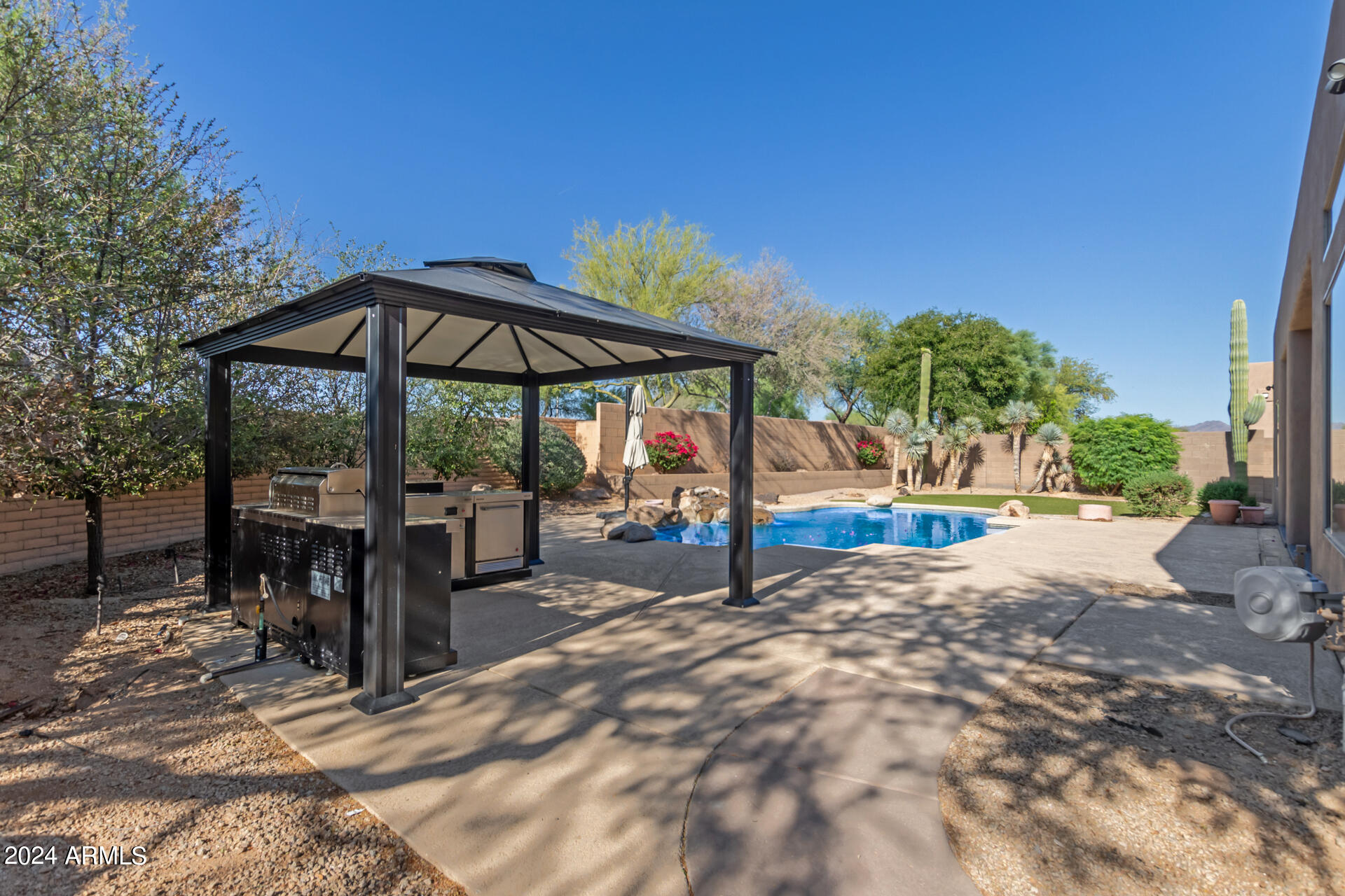 4802 E CIELO GRANDE Avenue