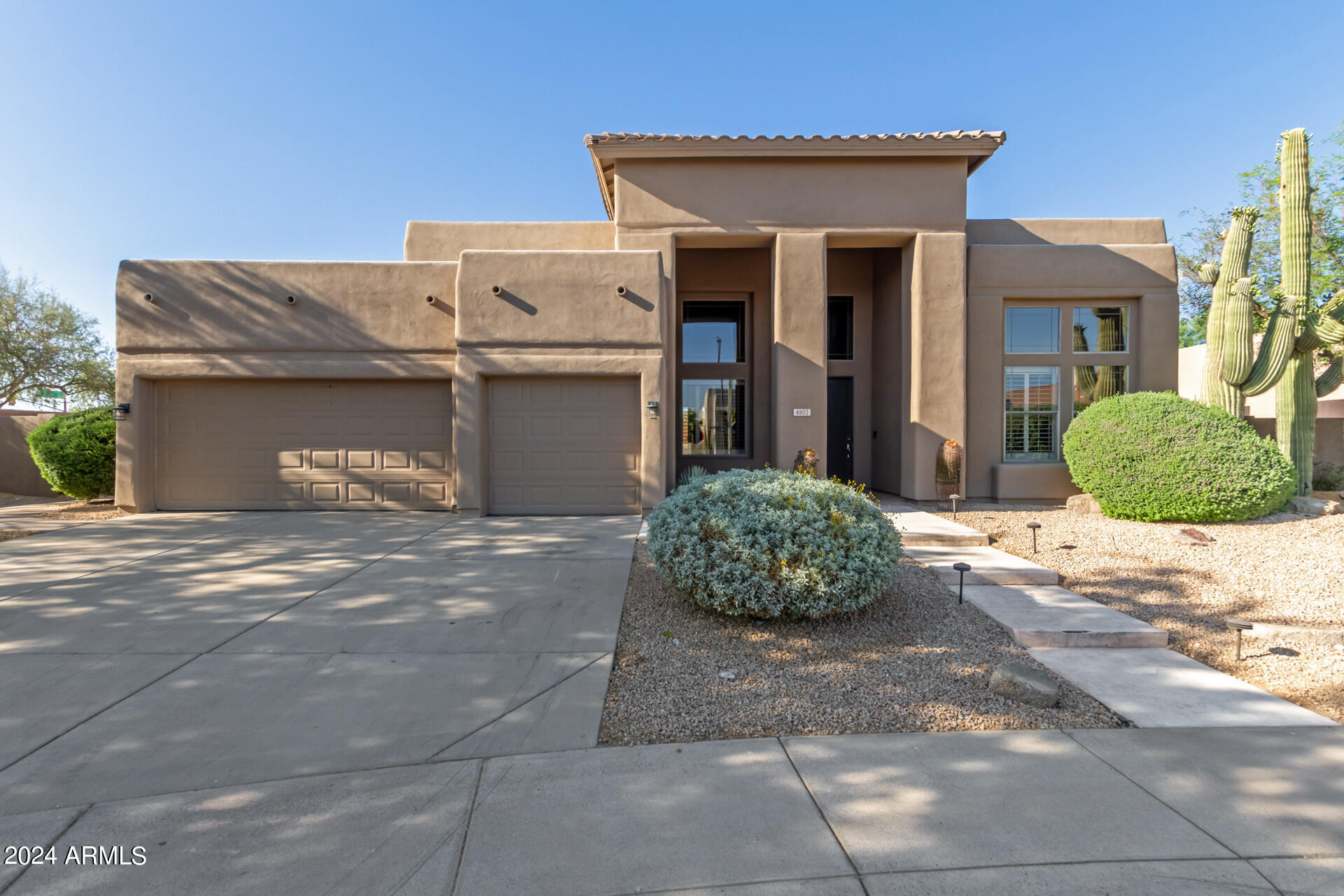 4802 E CIELO GRANDE Avenue