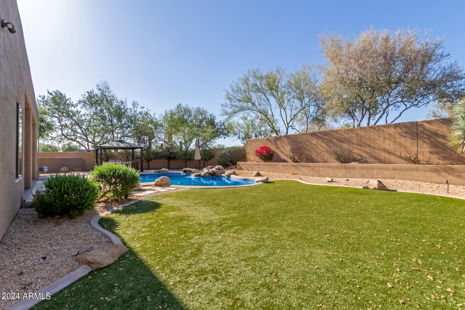 4802 E CIELO GRANDE Avenue