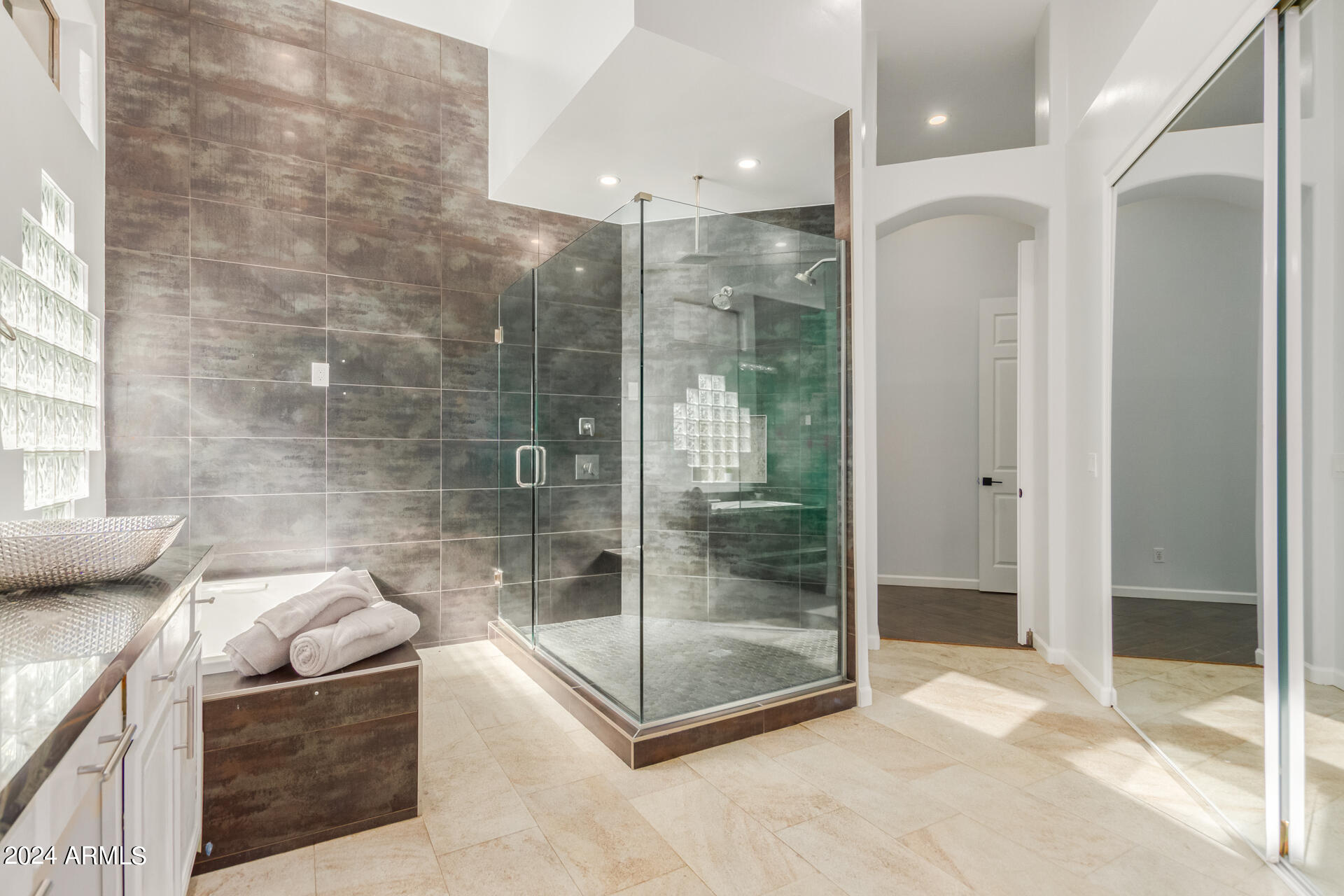 4802 E CIELO GRANDE Avenue