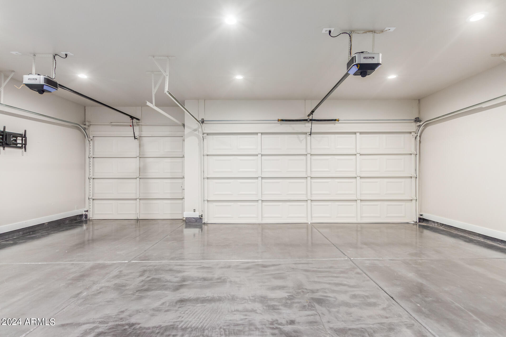 4802 E CIELO GRANDE Avenue