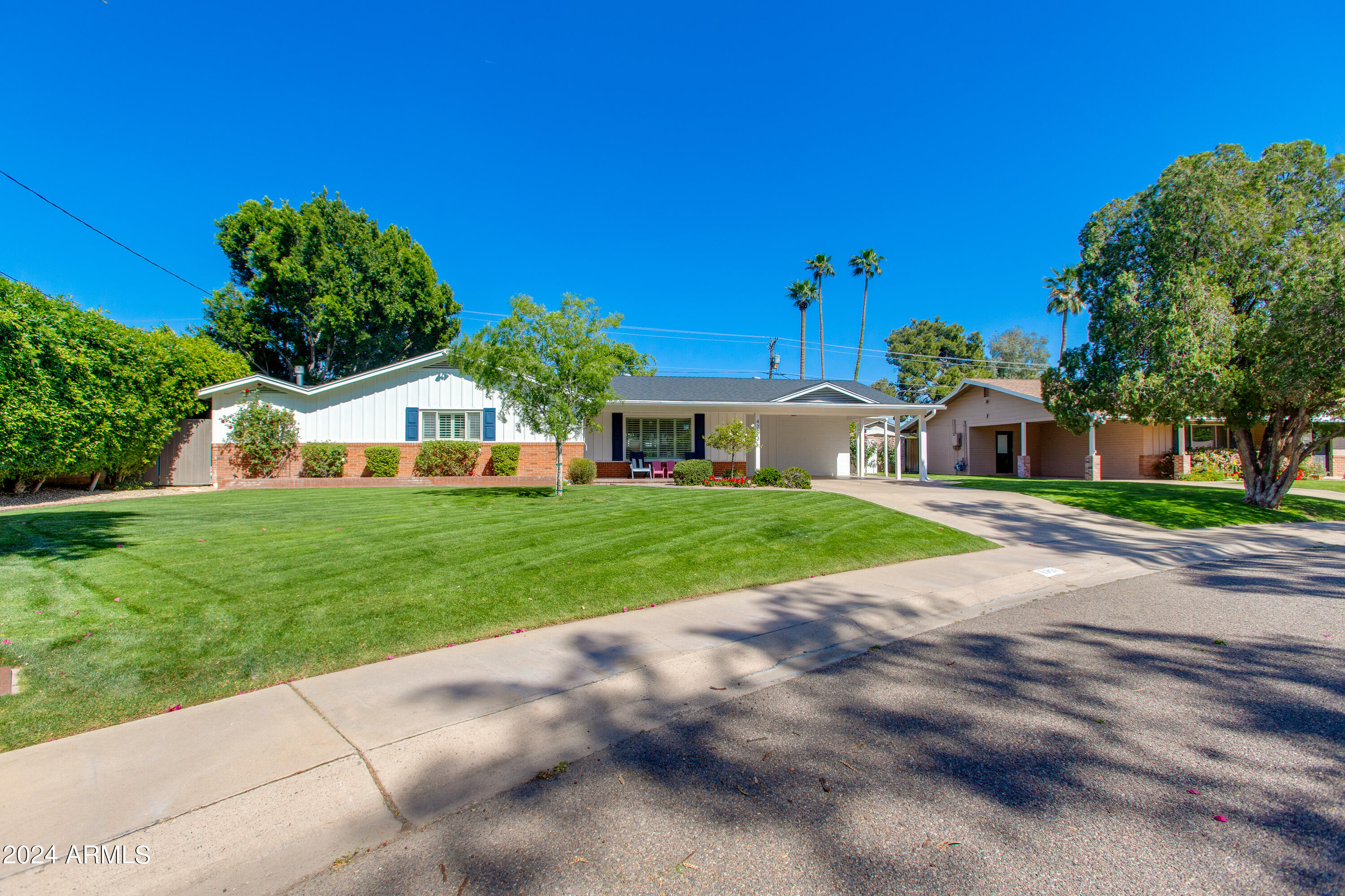 4753 N 33RD Place