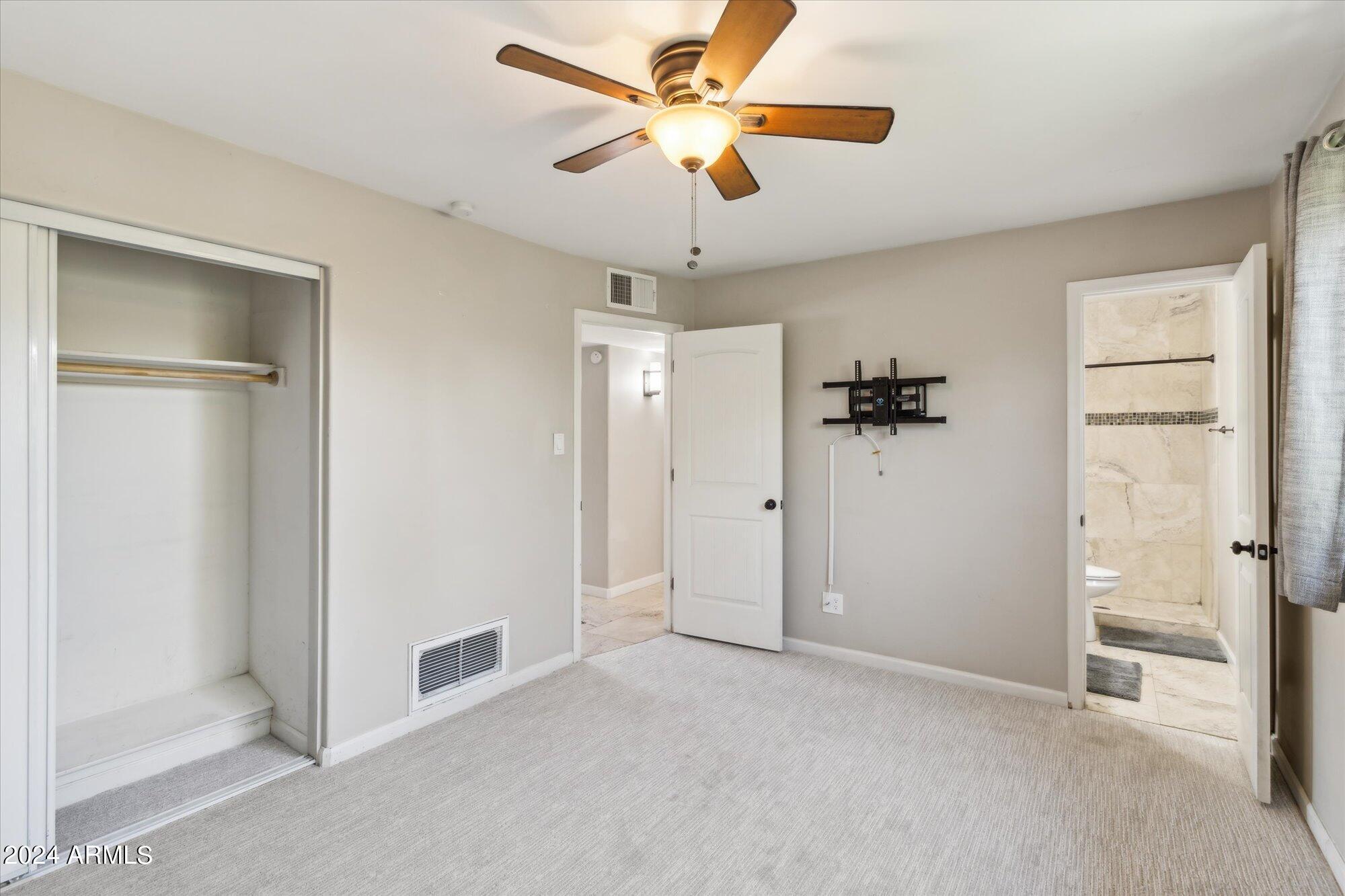 6819 E LOMA LAND Drive