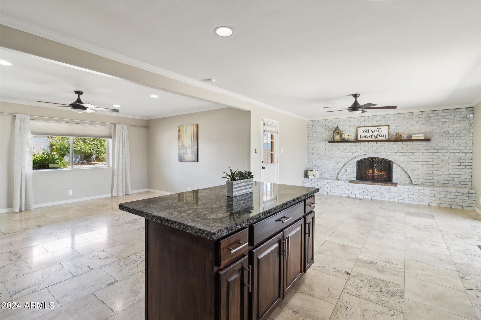 6819 E LOMA LAND Drive