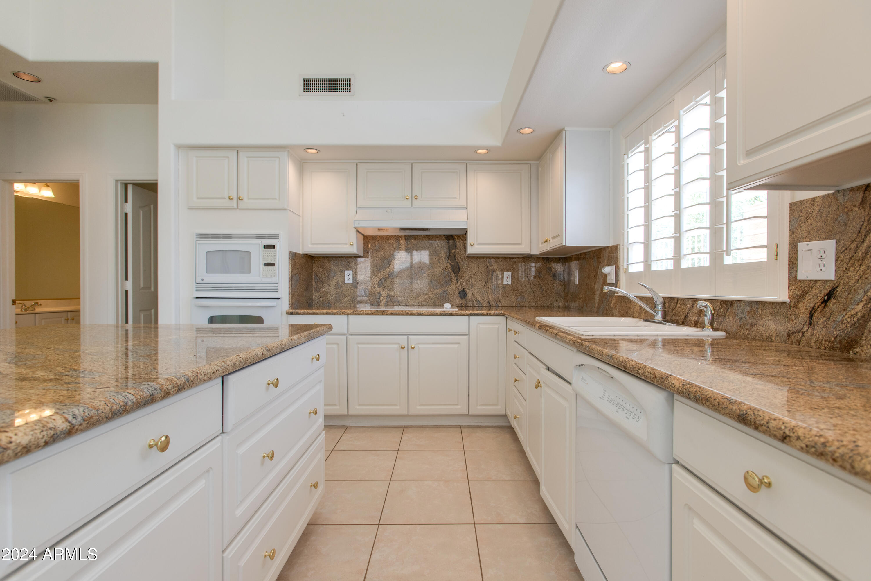 11077 E White Feather Lane