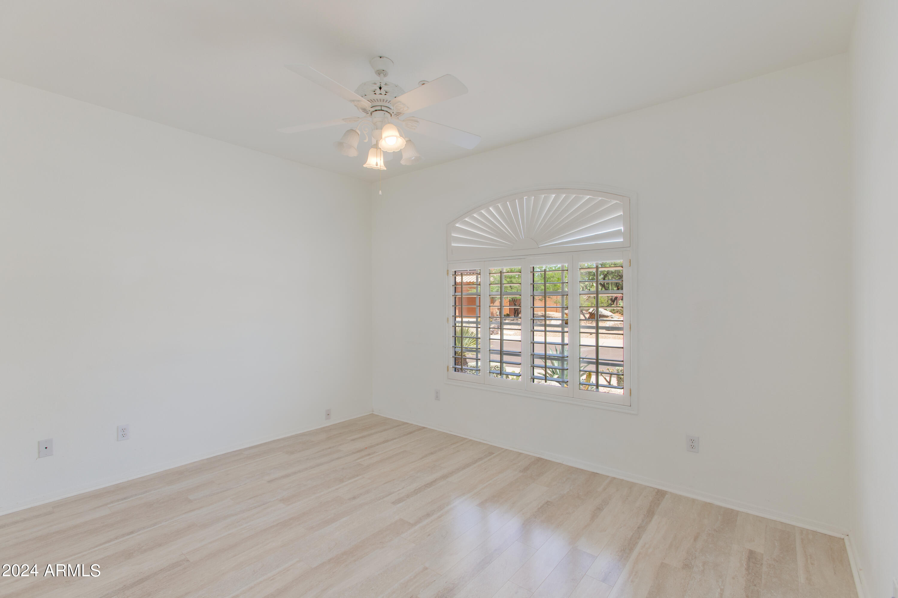 11077 E White Feather Lane