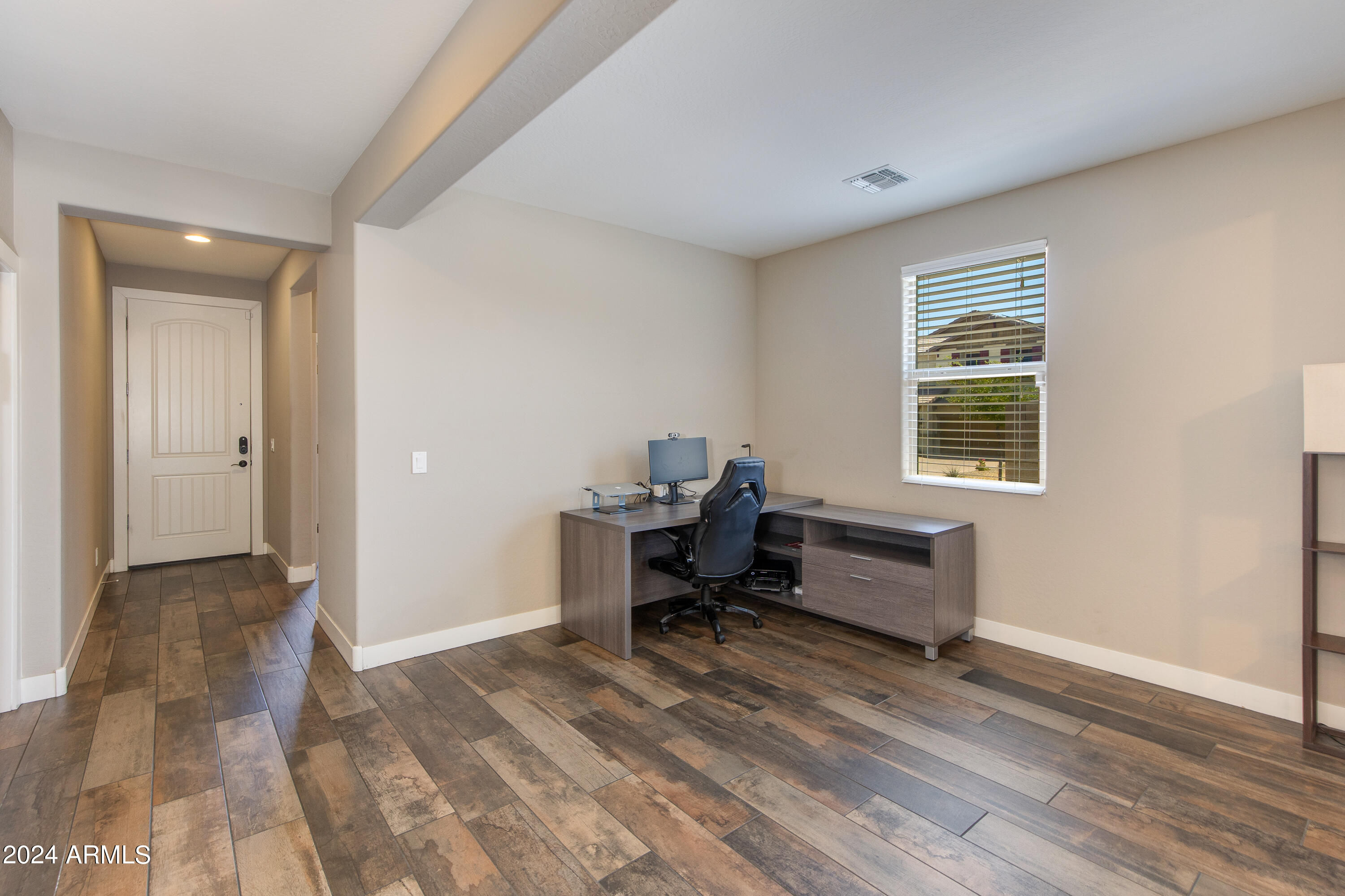 3713 E SOPHIE Lane