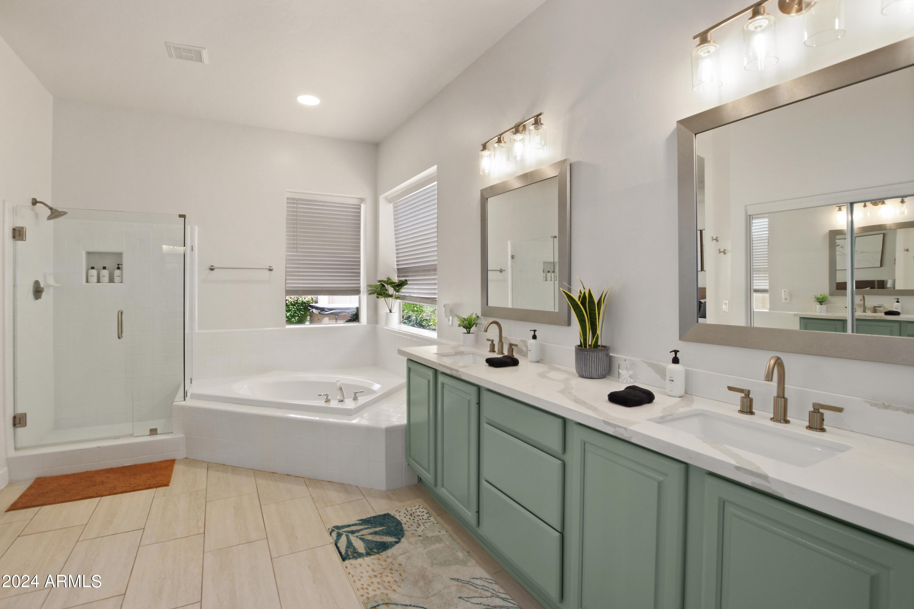 5442 E SAINT JOHN Road