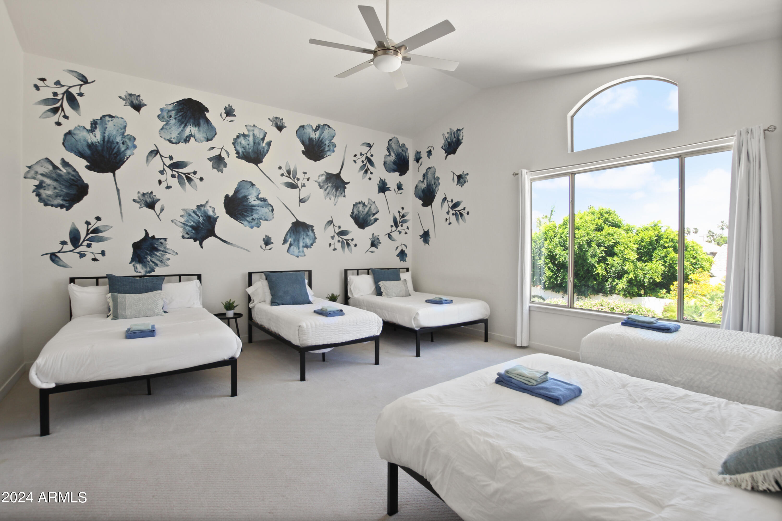 5442 E SAINT JOHN Road