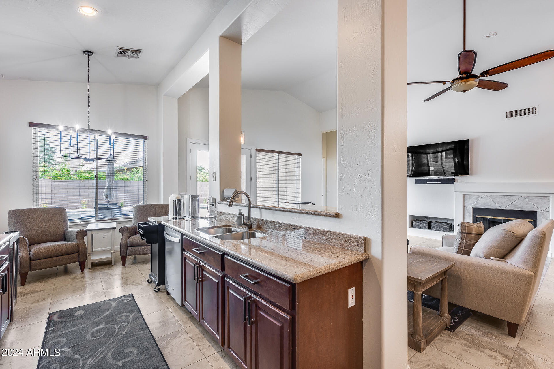 4623 E ROY ROGERS Road