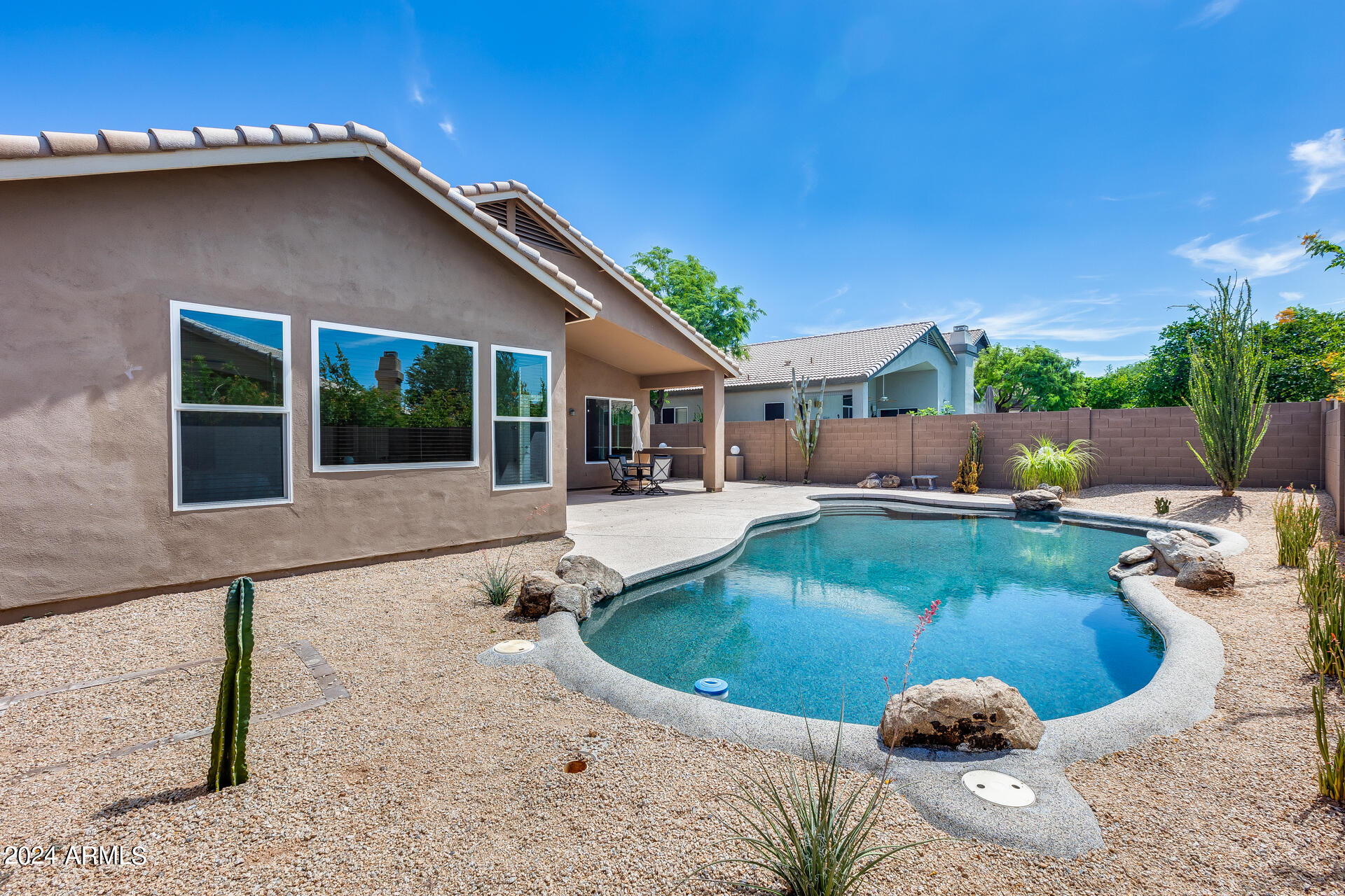 4623 E ROY ROGERS Road