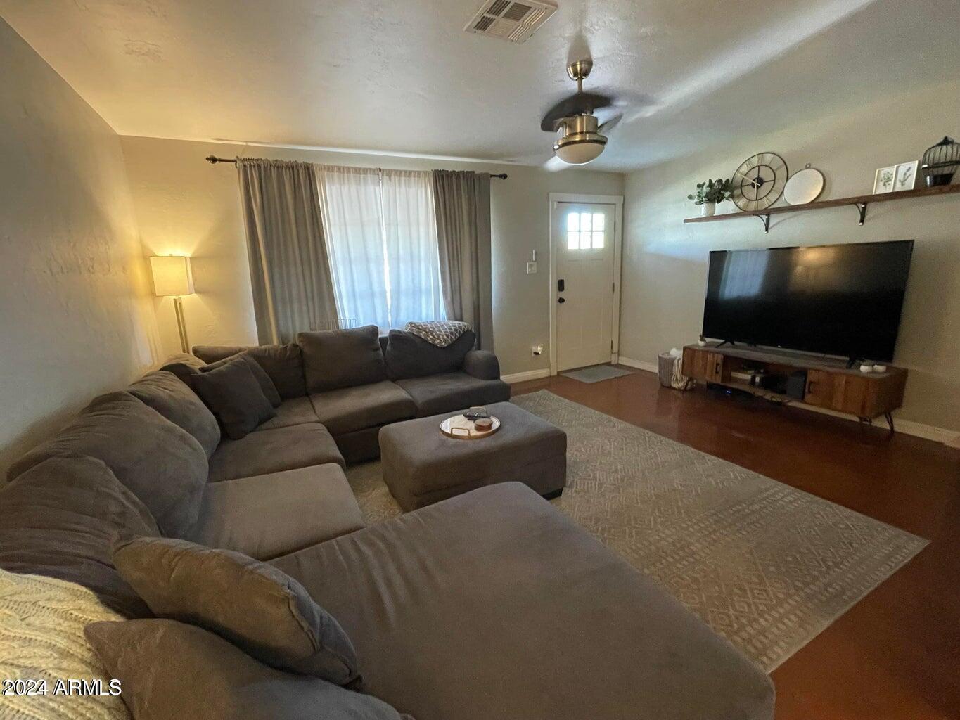 1812 S SHAFER Drive