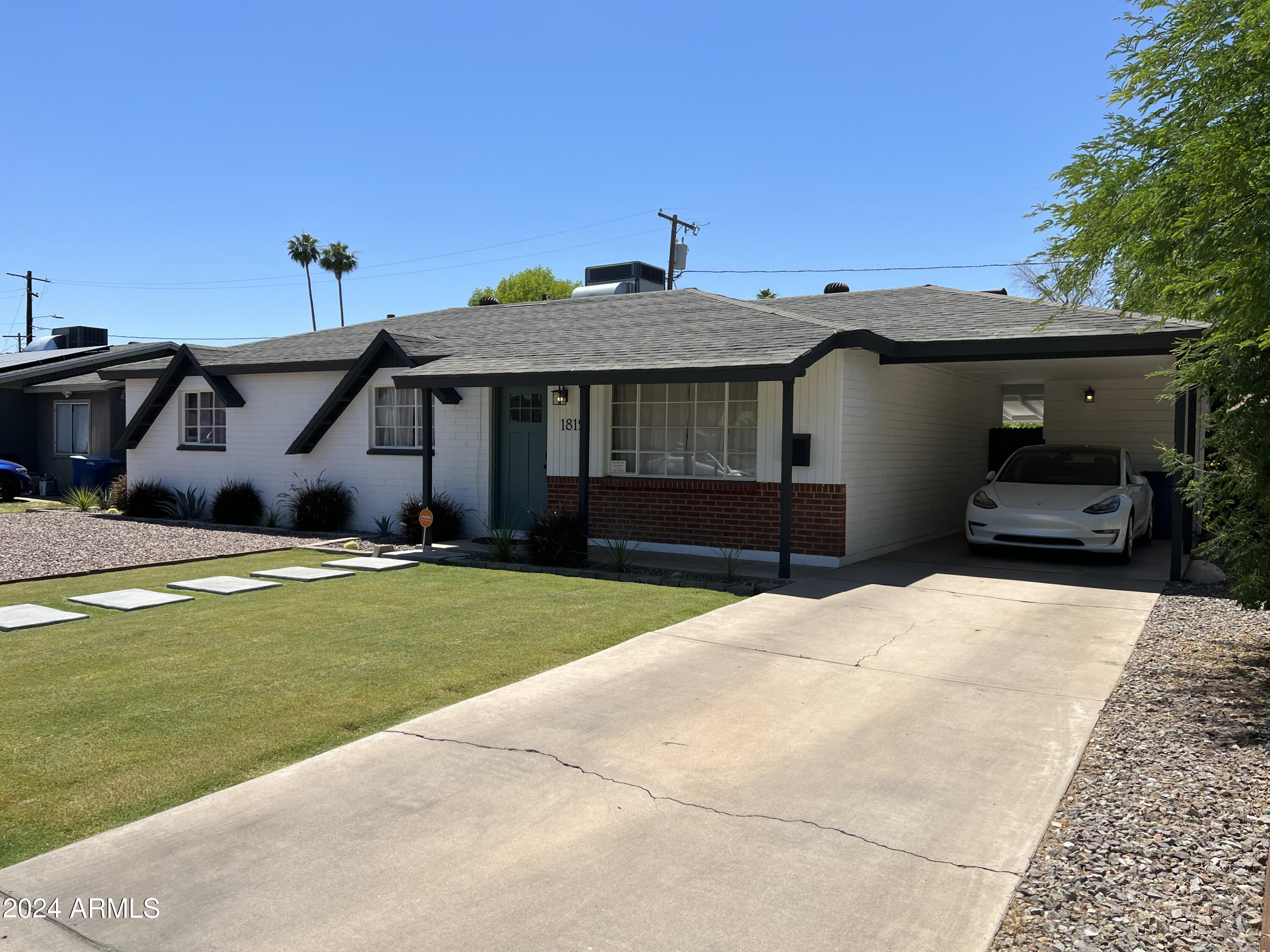 1812 S SHAFER Drive