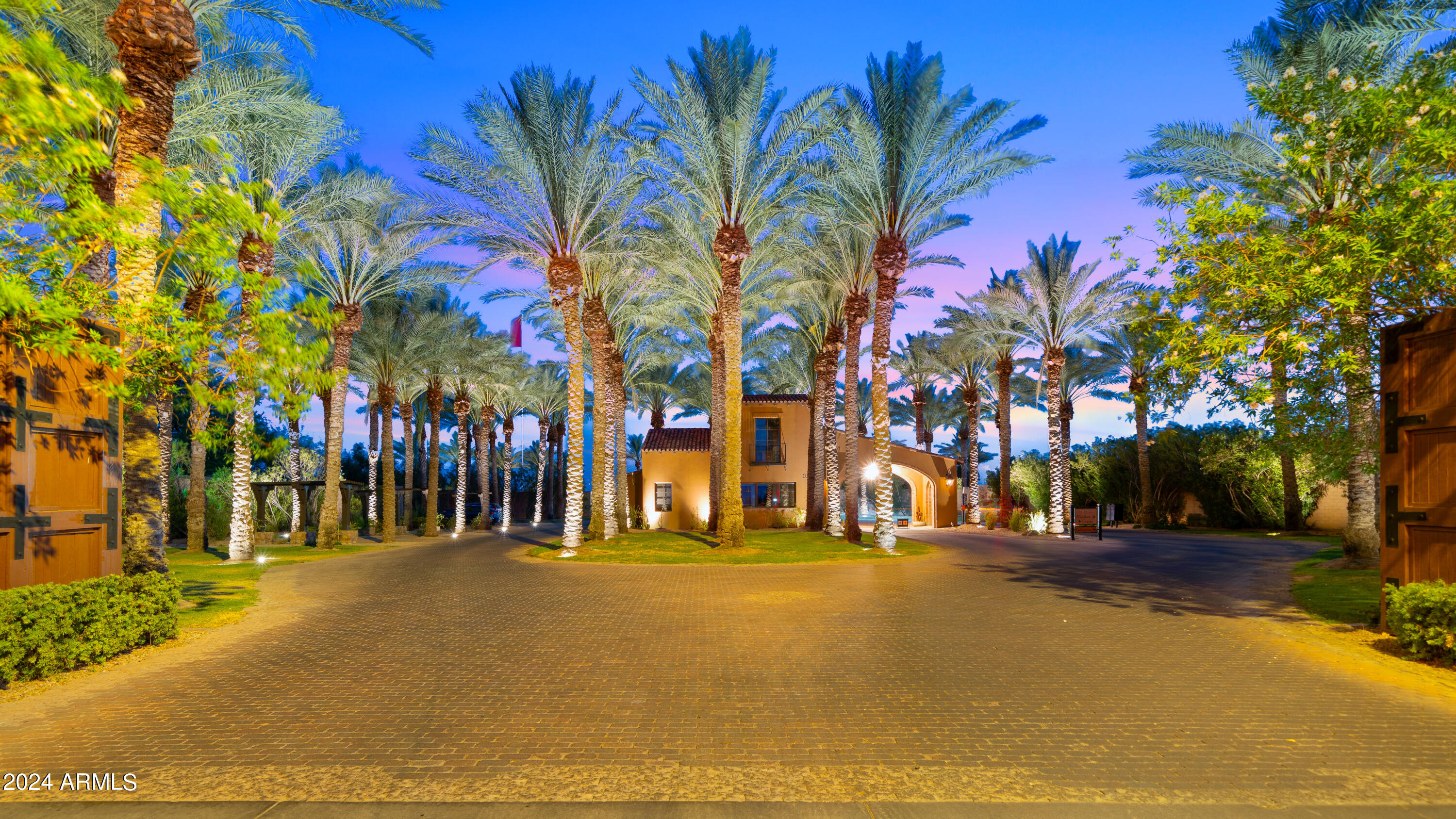 1788 E AZAFRAN Trail