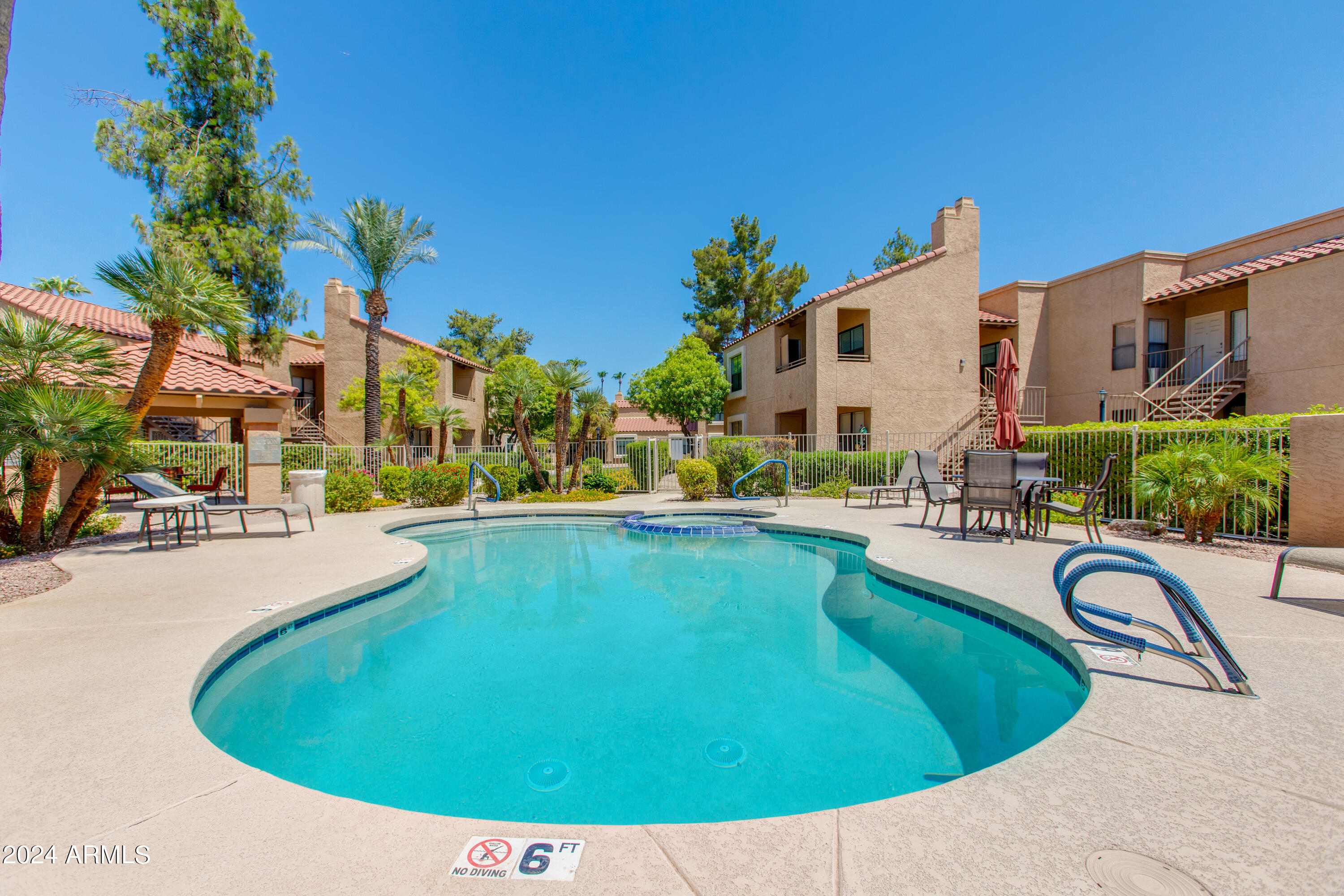 8787 E MOUNTAIN VIEW Road, 1083