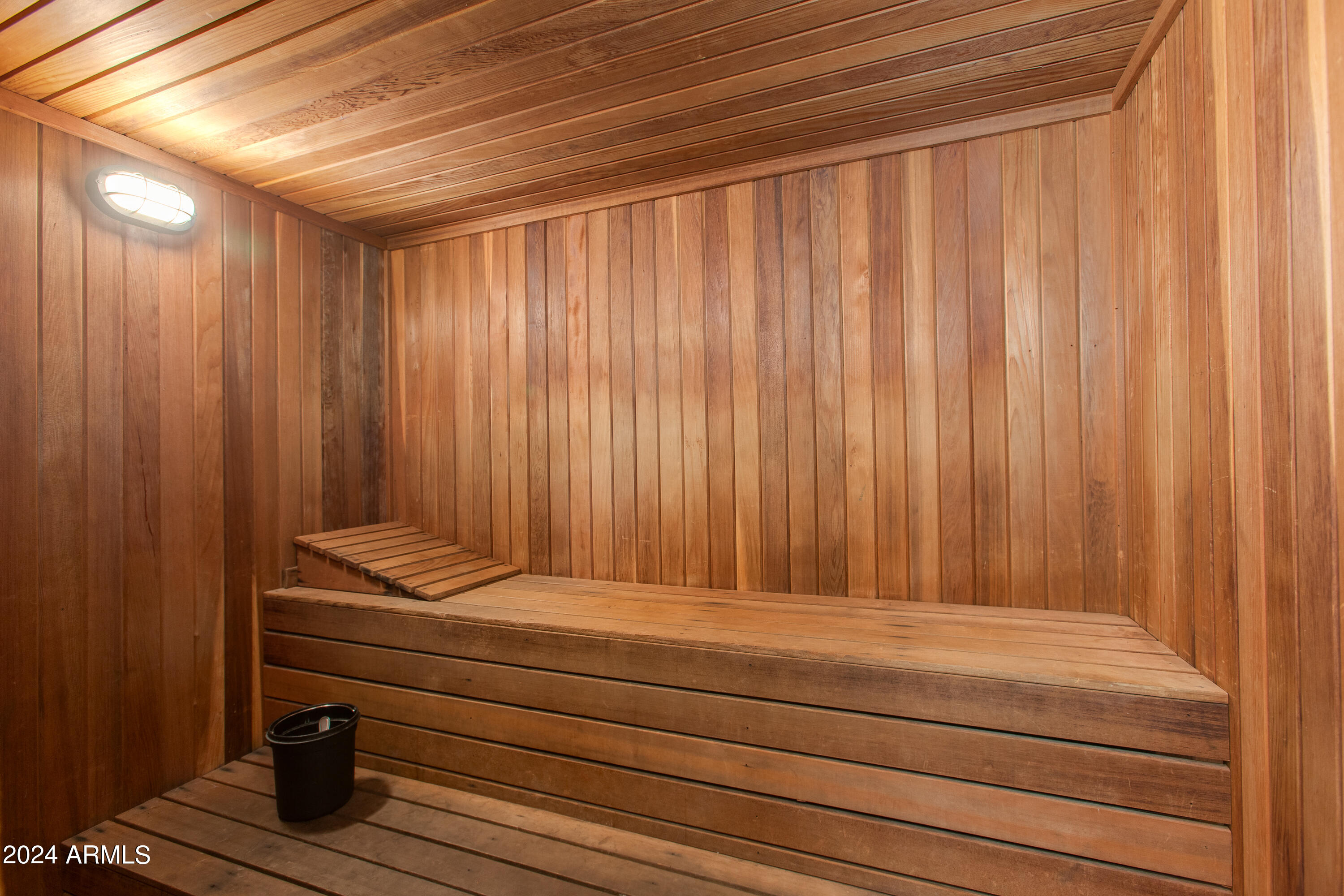 8787 E MOUNTAIN VIEW Road, 1083