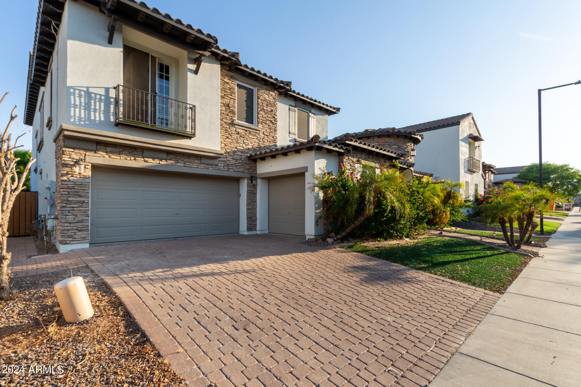 18343 W PALO VERDE Avenue