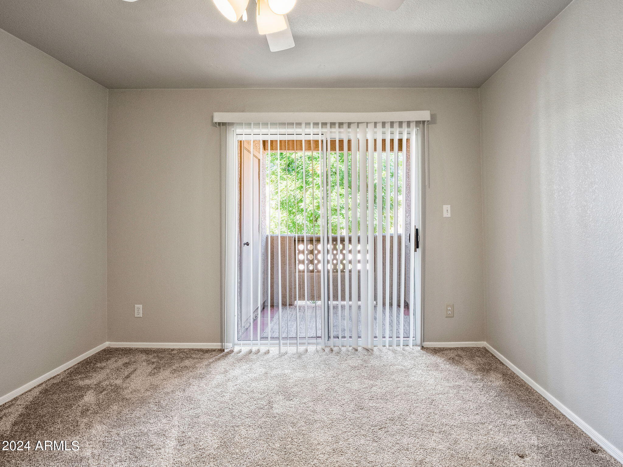 1880 E MORTEN Avenue, 114