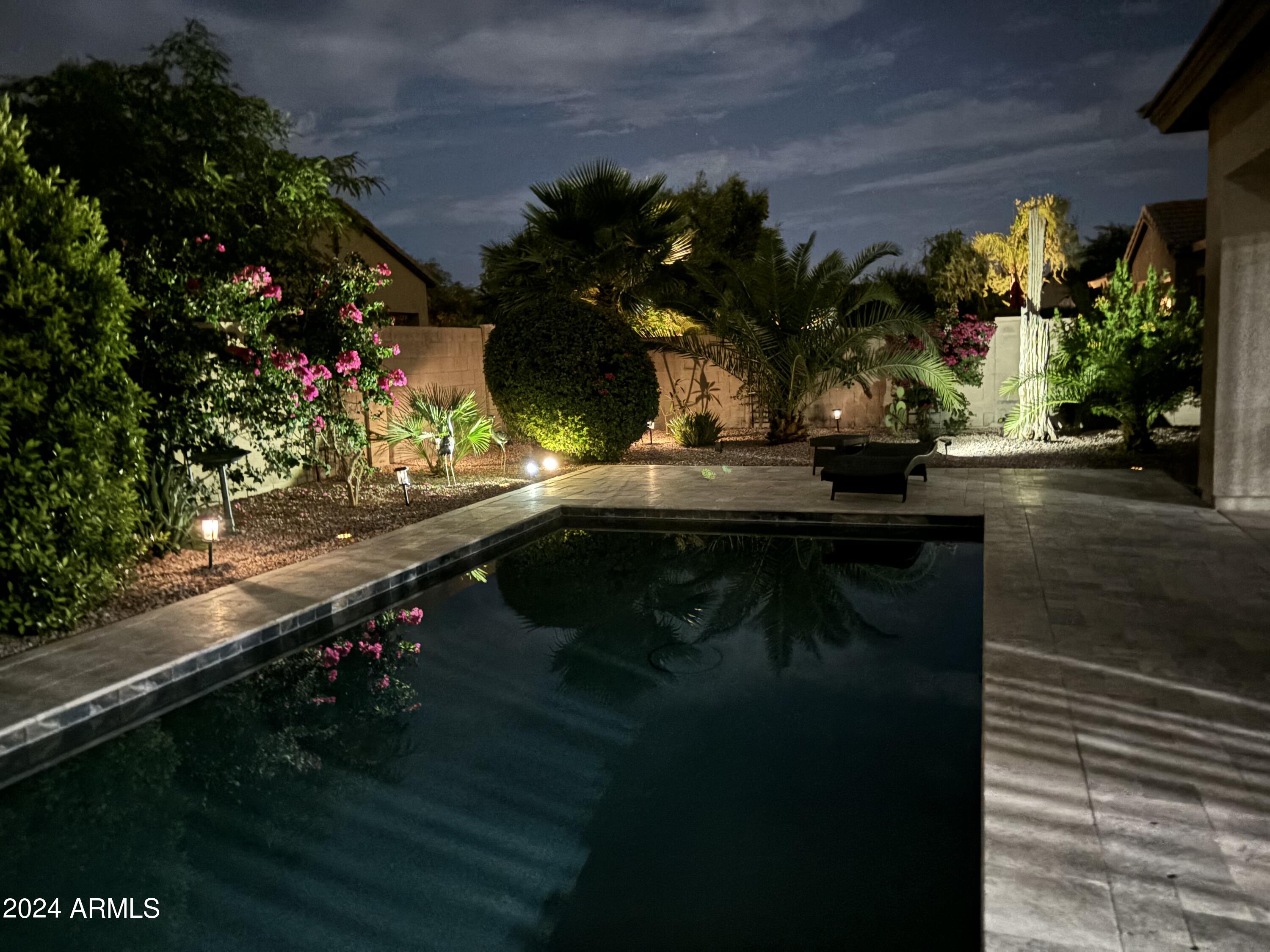 18187 W Desert View Lane