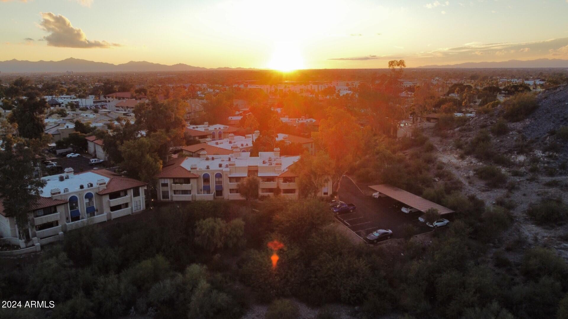 7557 N DREAMY DRAW Drive, 103