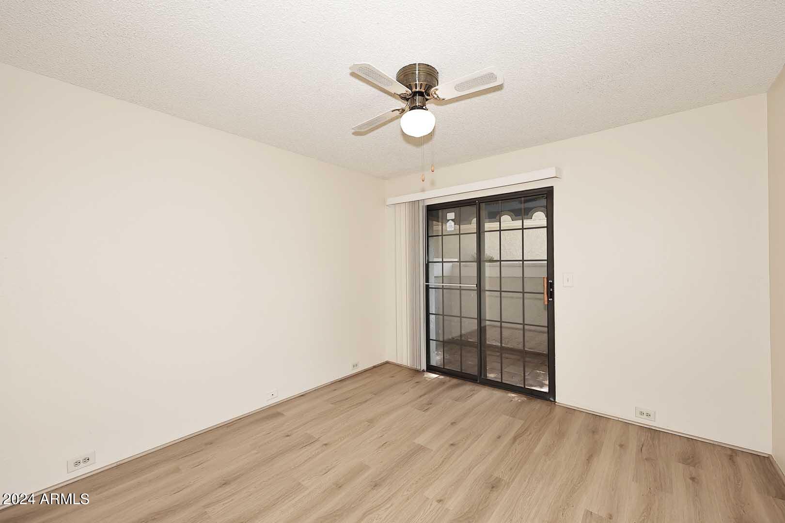 7557 N DREAMY DRAW Drive, 103