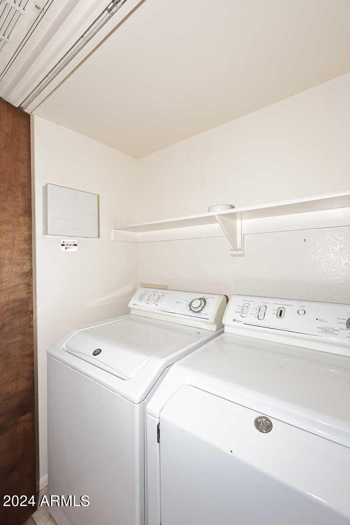 7557 N DREAMY DRAW Drive, 103