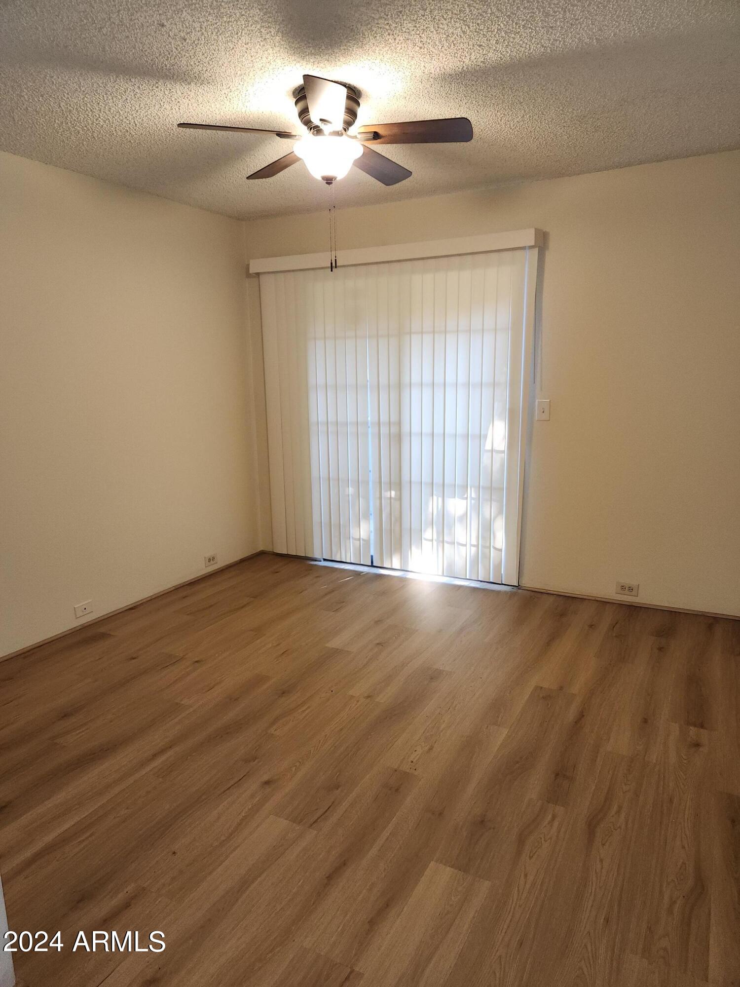 7557 N DREAMY DRAW Drive, 103