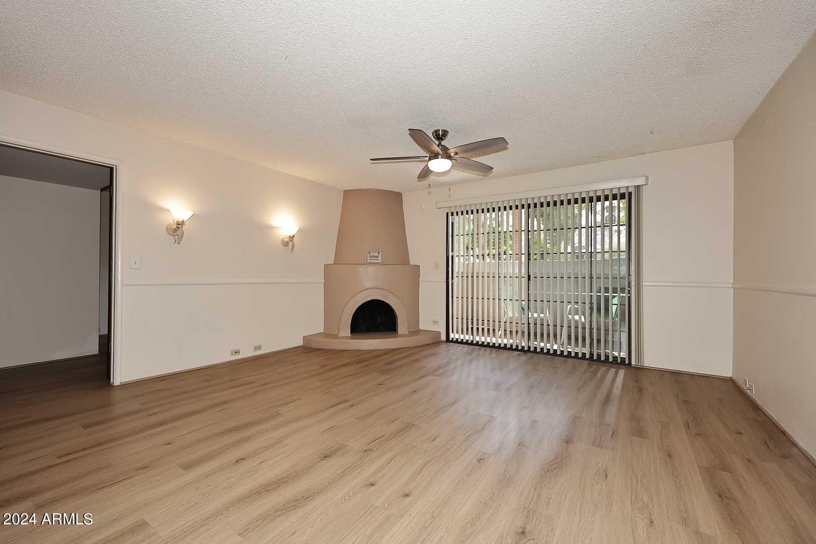 7557 N DREAMY DRAW Drive, 103