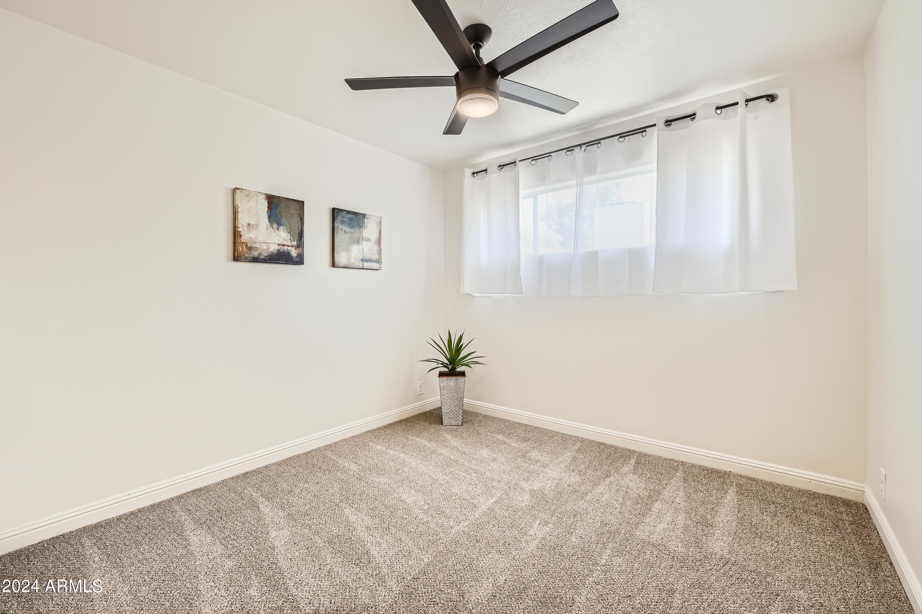 308 N PIONEER