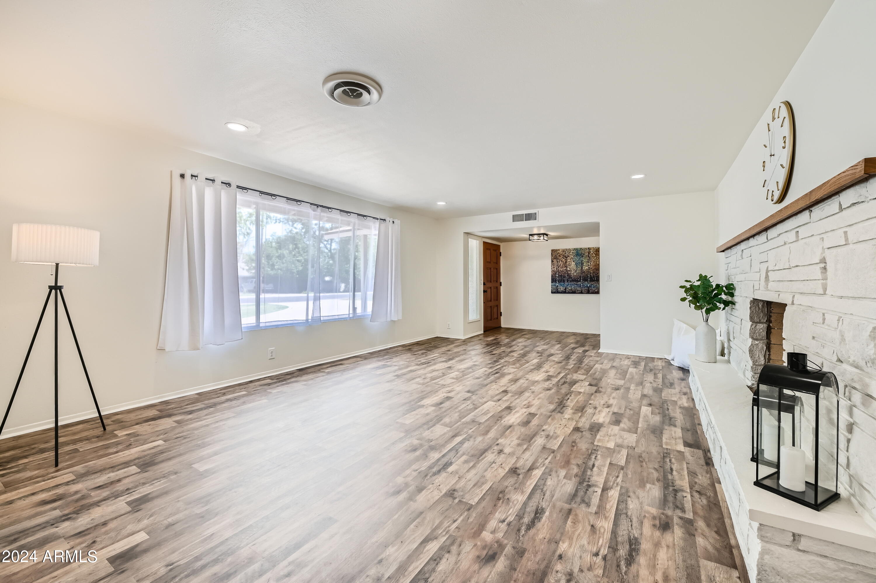 308 N PIONEER