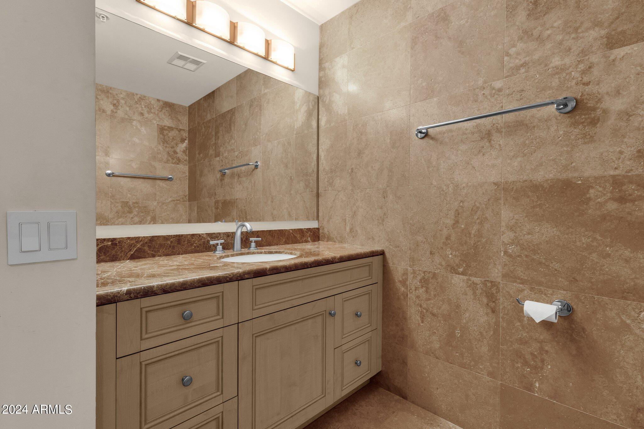 7131 E RANCHO VISTA Drive, 2003