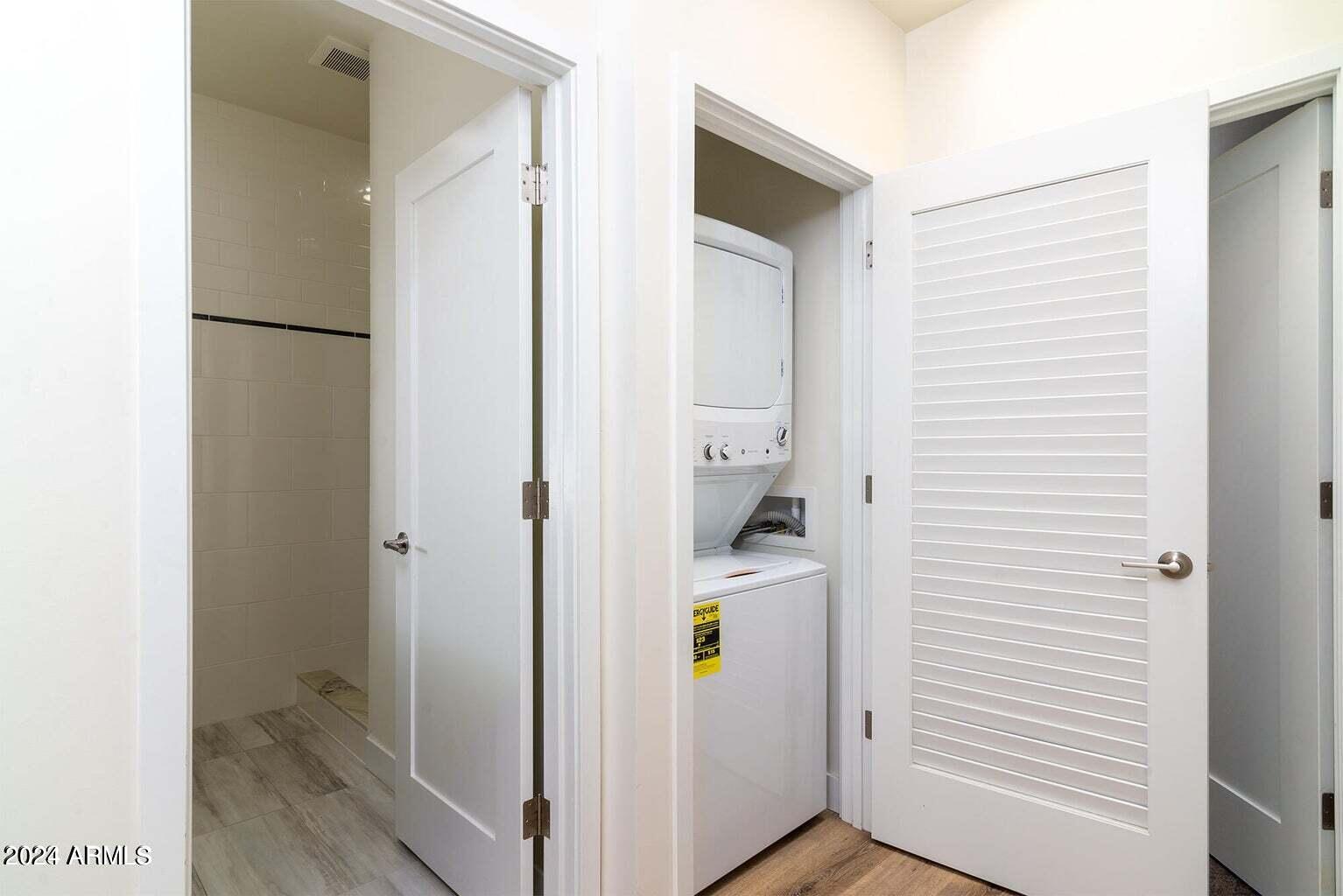 1301 W 4TH Street, 1008