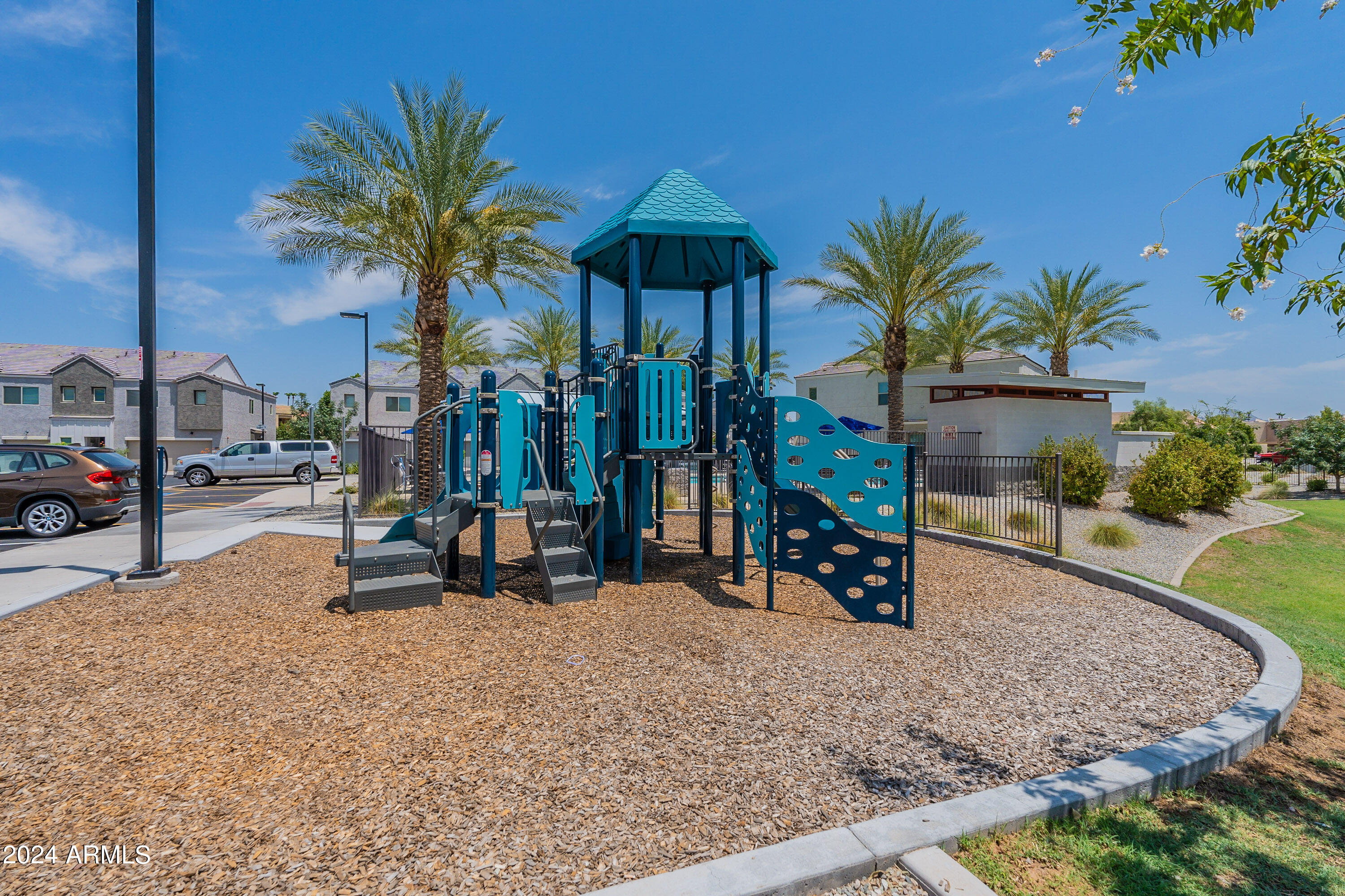 2157 W Harmont Drive