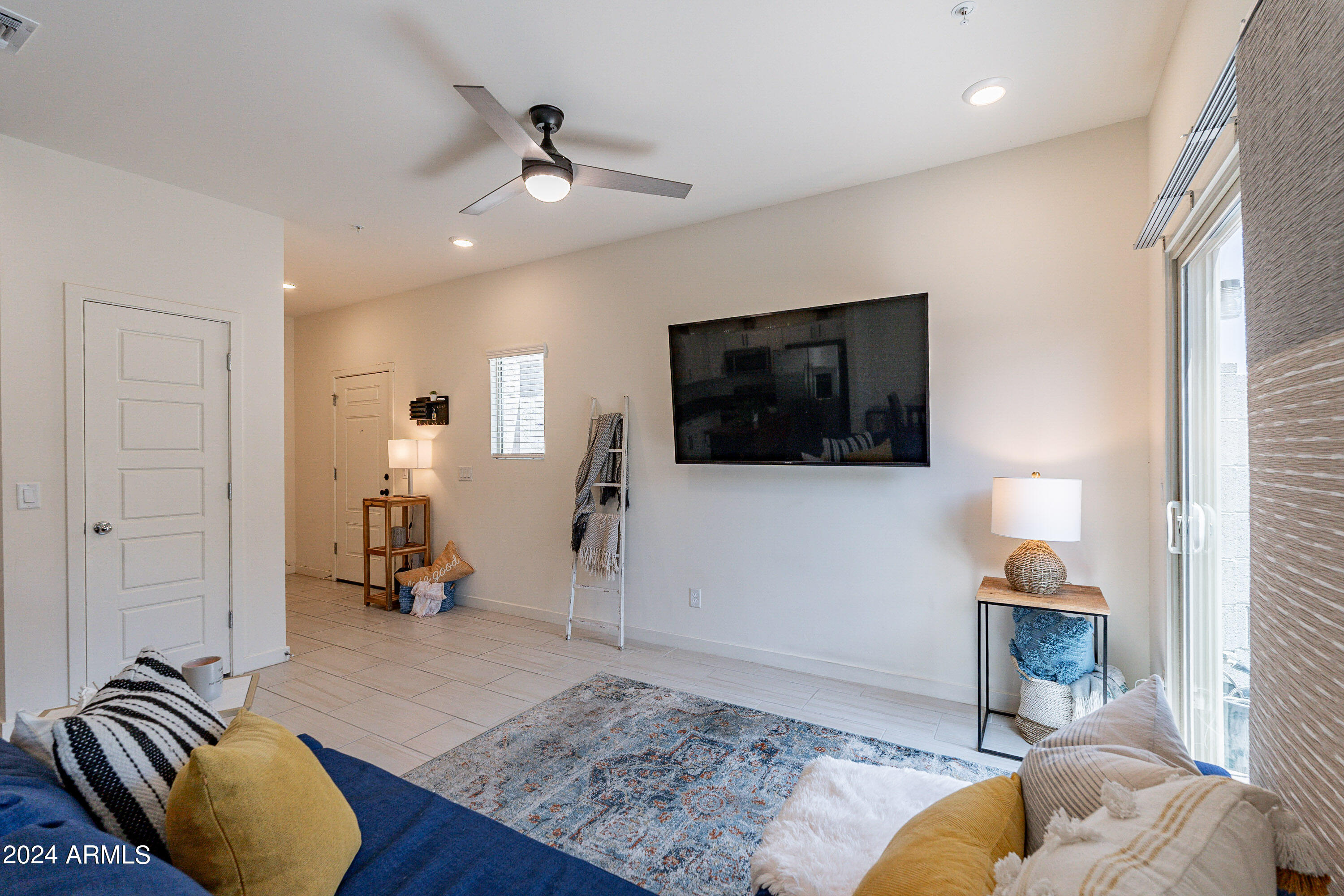 2157 W Harmont Drive